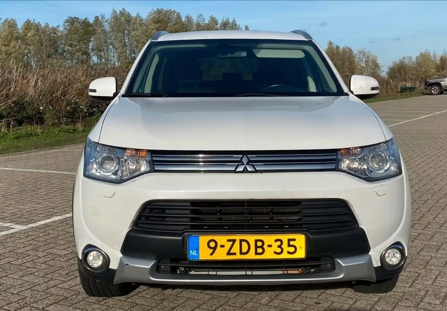 Mitsubishi Outlander Outlander 2.0 PHEV ExeEd XLine 4WD Blanco - 2