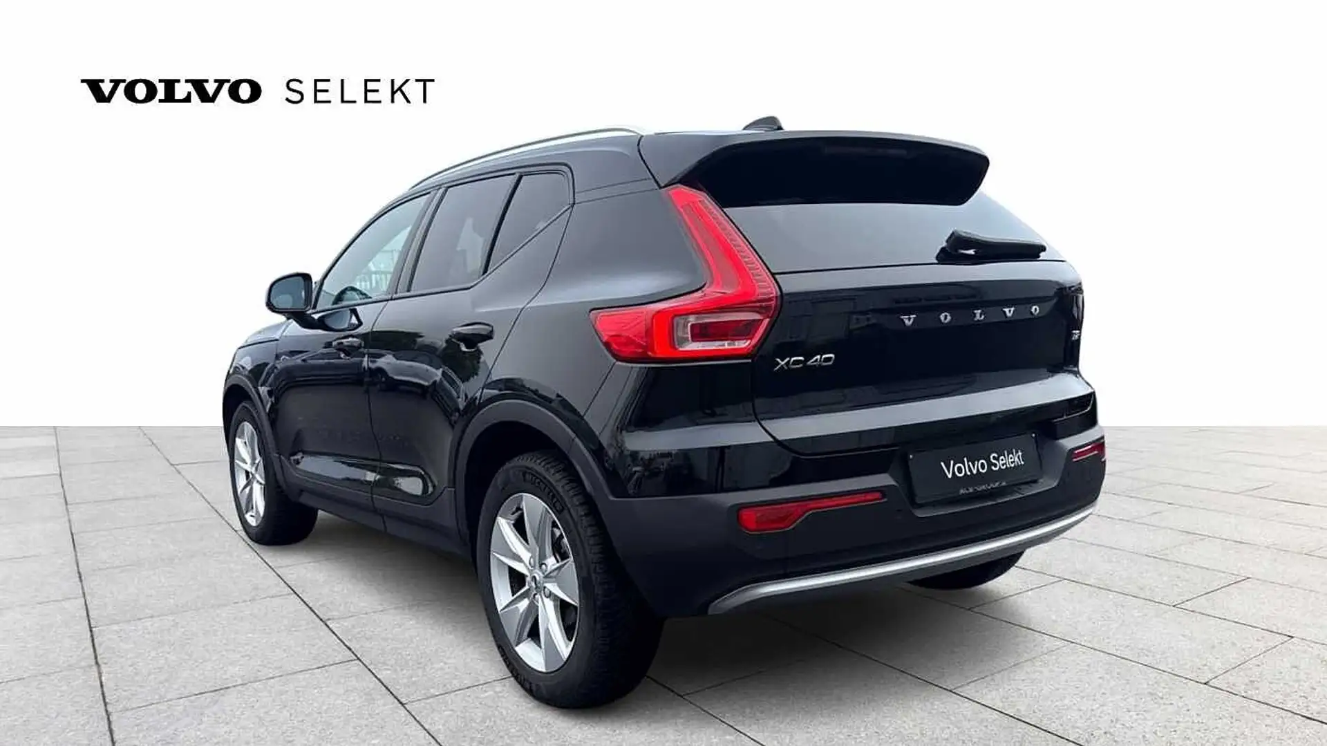 Volvo XC40 Core, T2 Automaat, Benzine Noir - 2