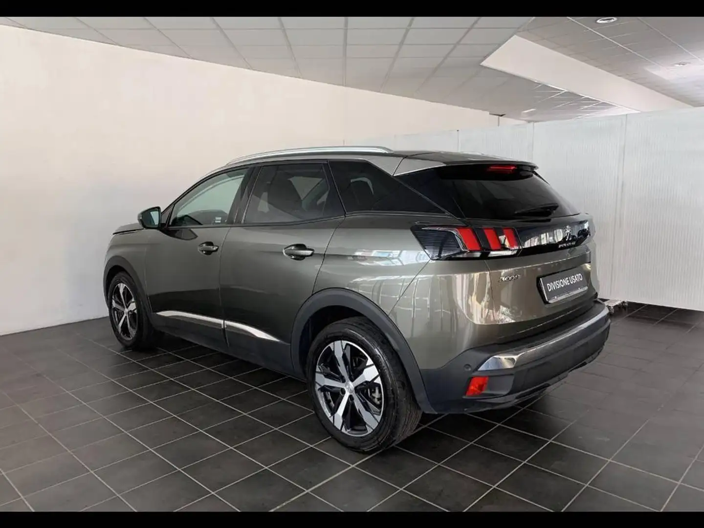 Peugeot 3008 1.5 bluehdi Allure s&s 130cv eat8 Verde - 2