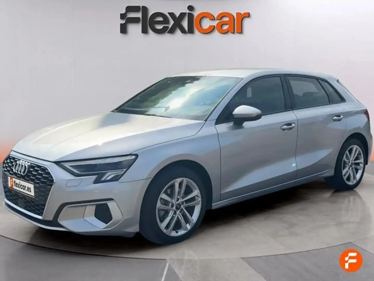 Audi A3 Sportback 30 TFSI Advanced Gris - 2