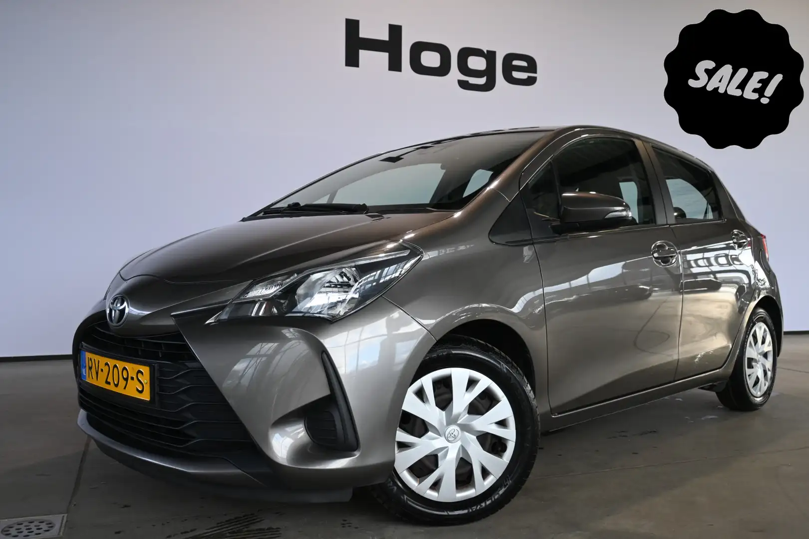 Toyota Yaris 1.0 VVT-i Comfort Airco Elektrisch Pakket Goed Ond Grijs - 1