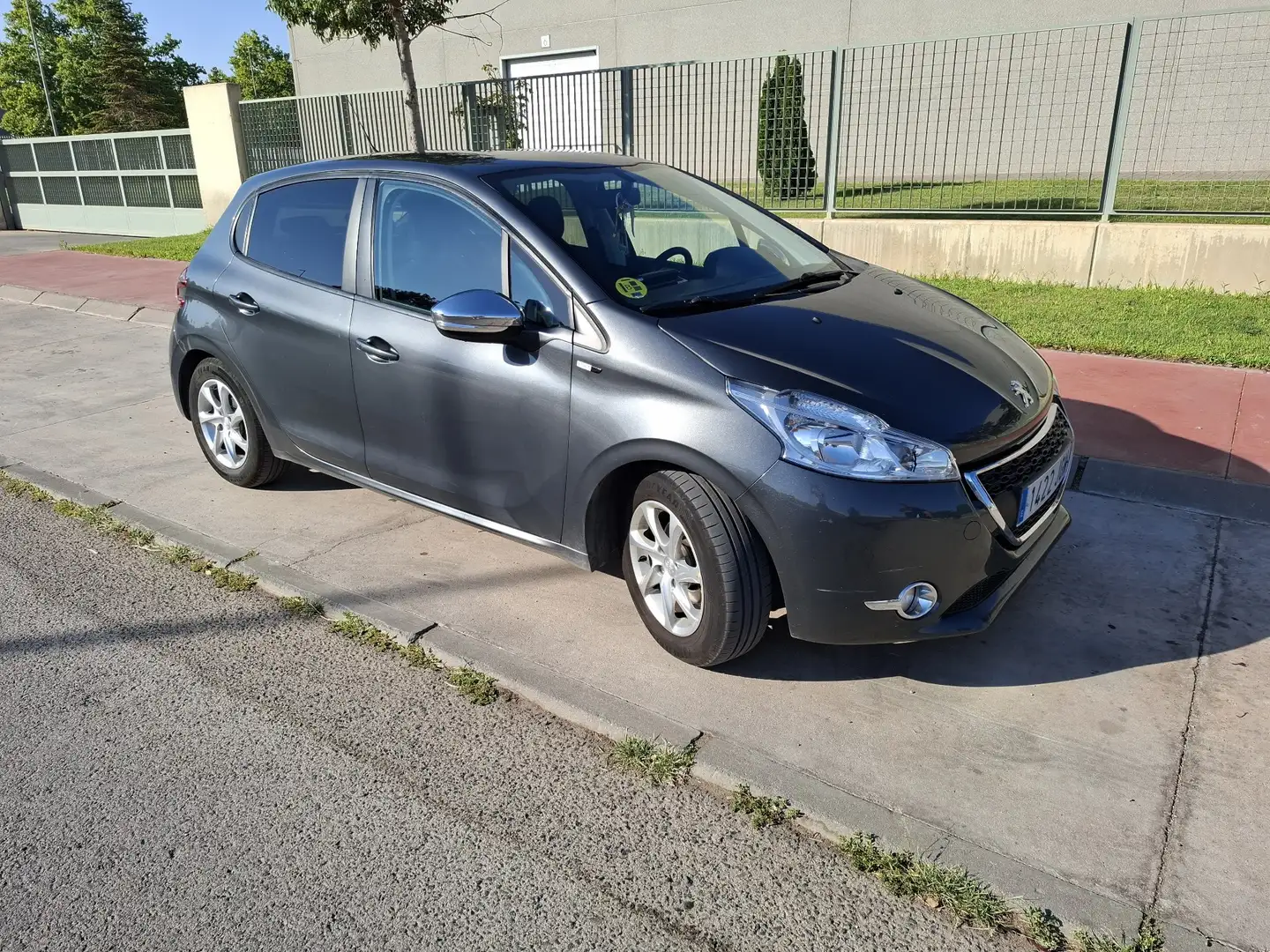 Peugeot 208 1.4HDi Style - 1