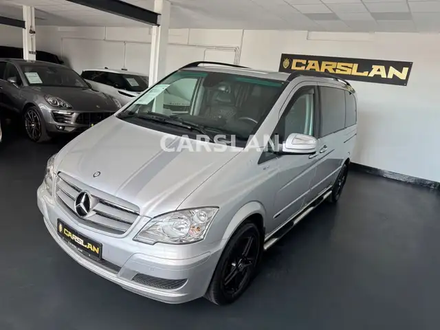 Mercedes-Benz Viano view 4