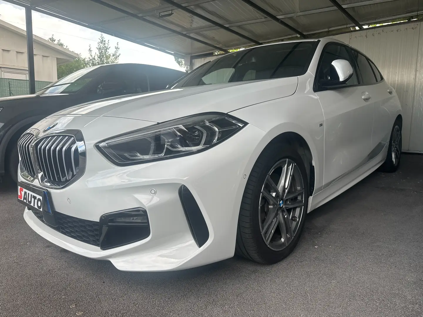 BMW 116 Serie 1 F40 116d Msport auto Wit - 1