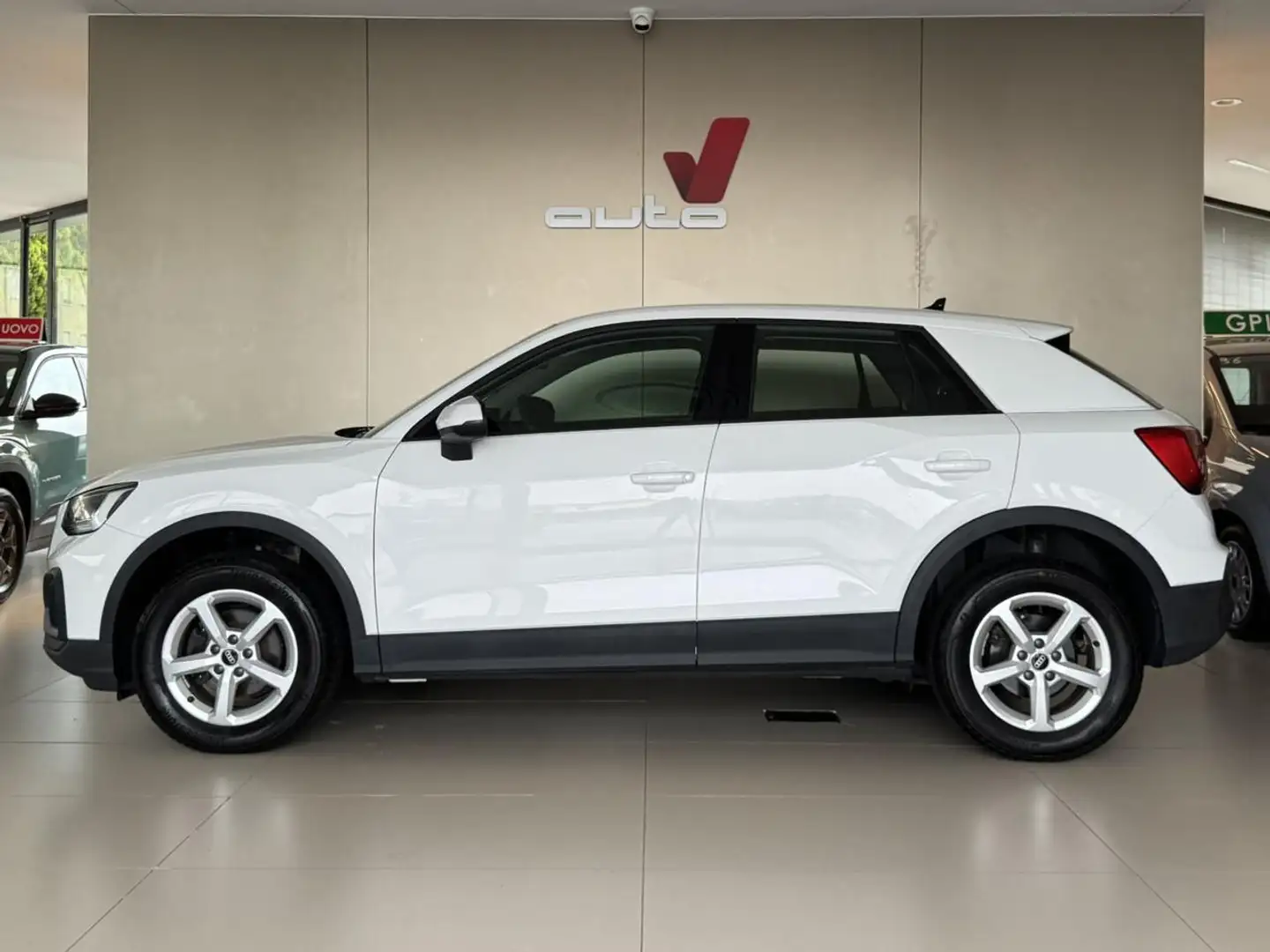 Audi Q2 30 TFSI Business "CARPLAY - SEDILI RISC" Bianco - 1
