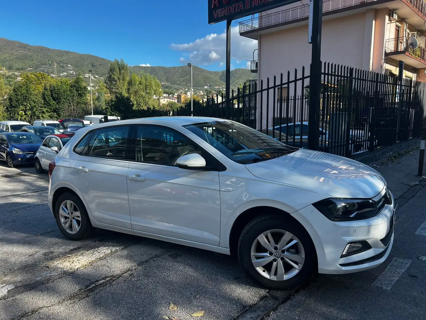Volkswagen Polo Polo 5p 1.0 tgi Comfortline 90cv my19 Bianco - 2