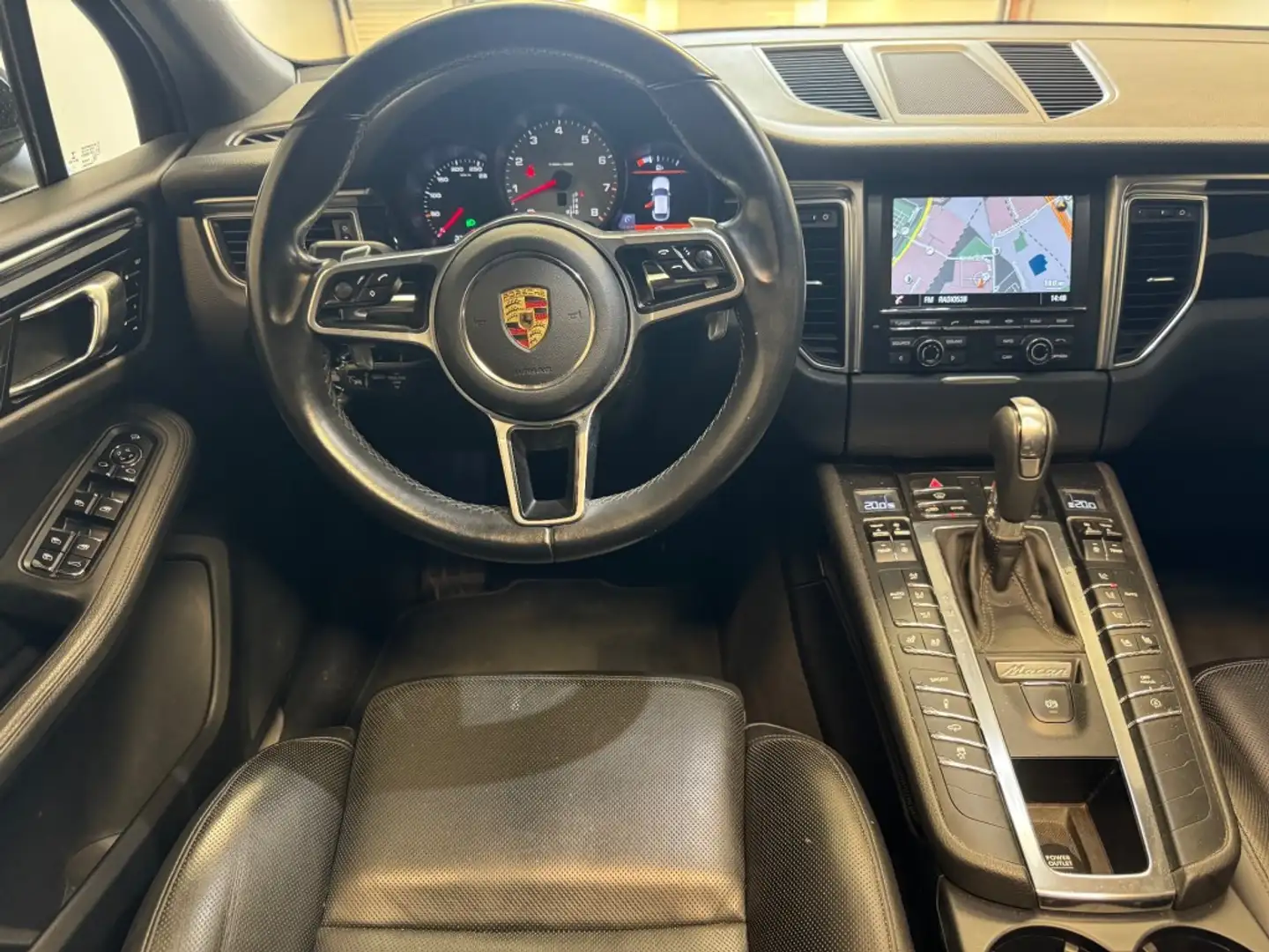 Porsche Macan 3.0 S 340 PK ADAPT CRUISE PANO LEER FULL OPTIONS Zwart - 2