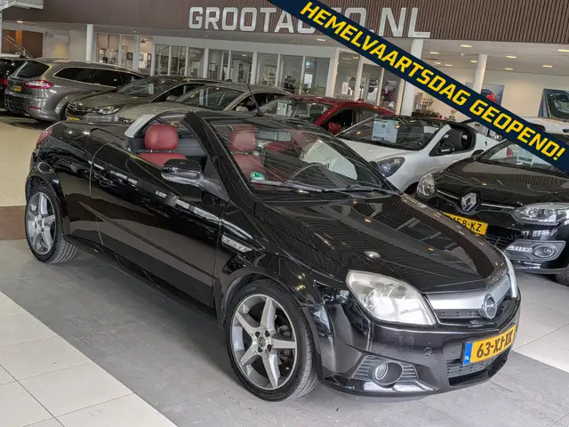 Opel Tigra TwinTop 1.4-16V Temptation Airco, Stuurbekrachtigi