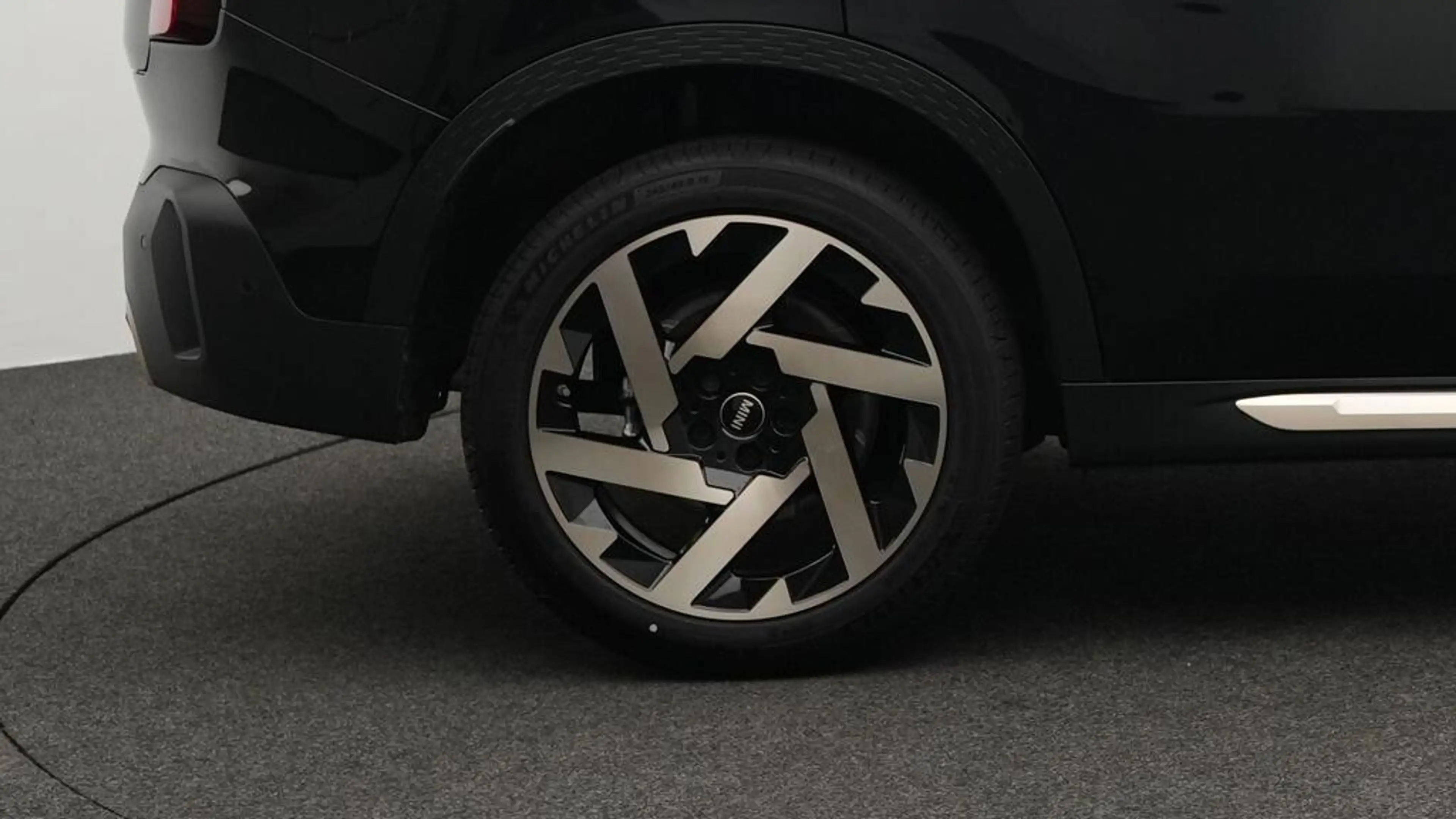 MINI Countryman C Favoured Trim — photo 11