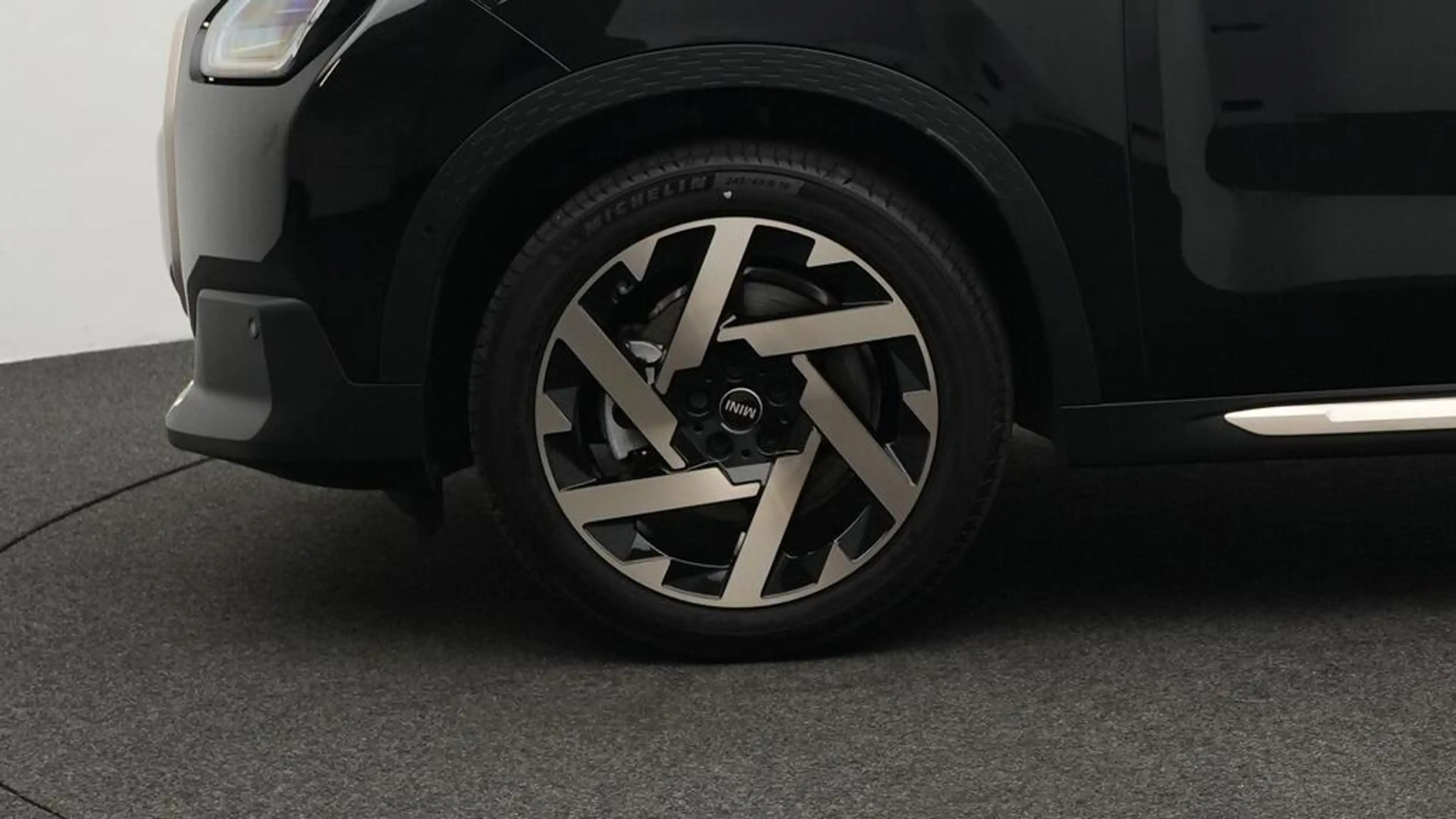 MINI Countryman C Favoured Trim — photo 10