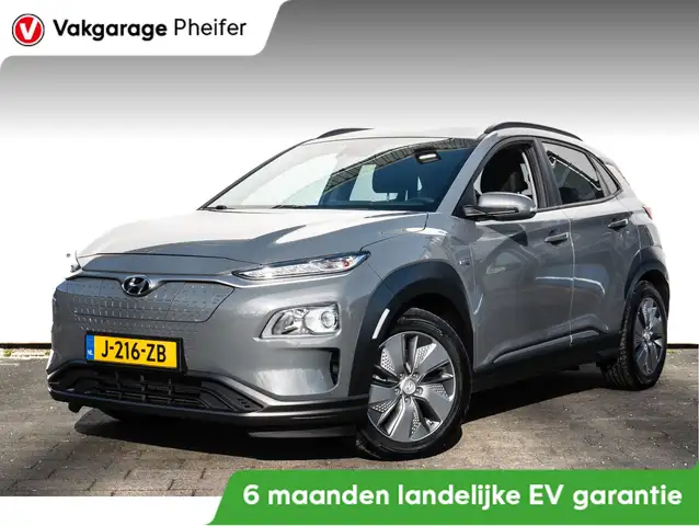 Hyundai KONA EV Comfort 64 kWh 3-Fase/ Camera/ Navigatie/ Carpl
