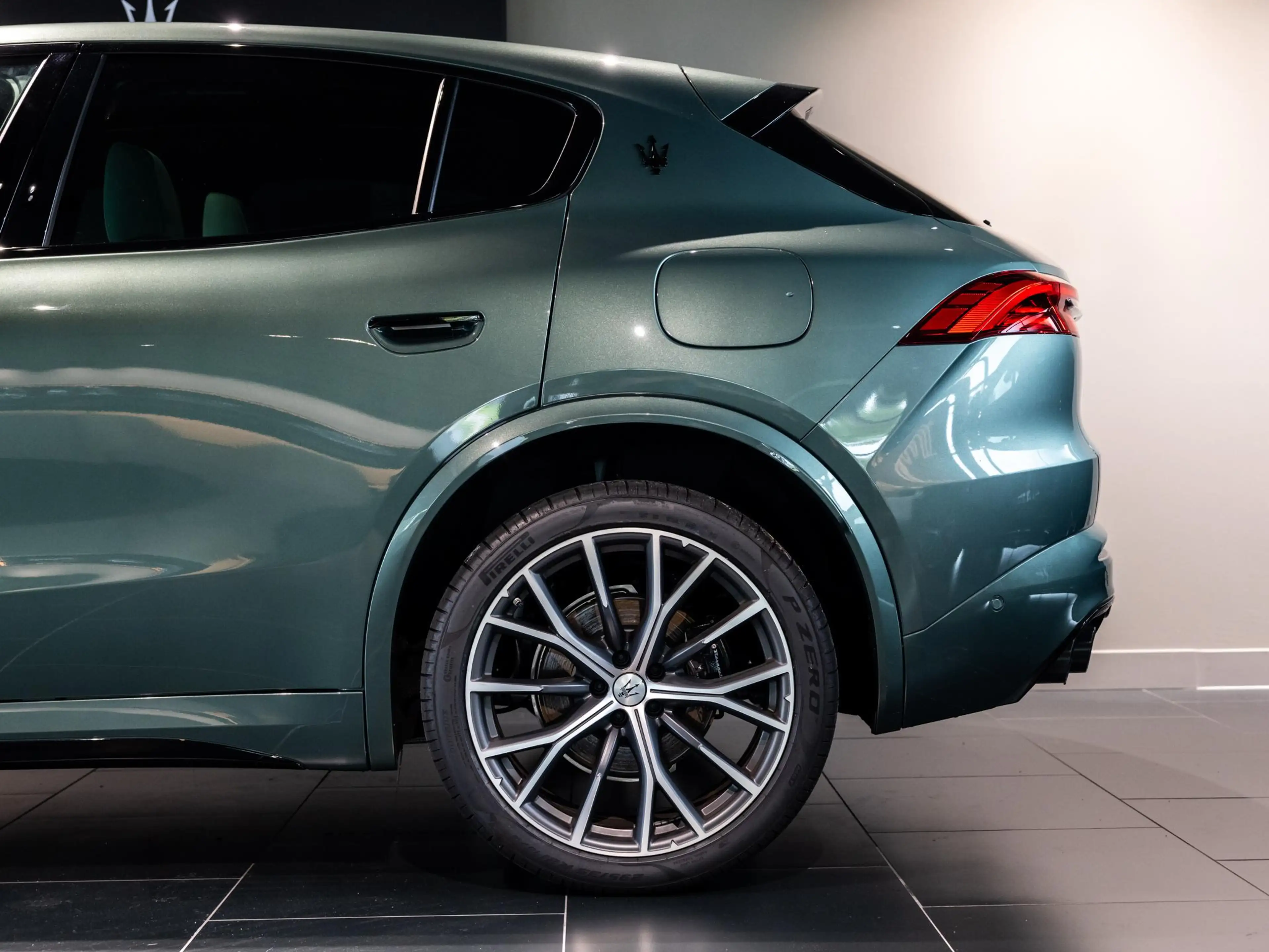 Maserati Grecale 2.0 MHEV Modena — photo 12