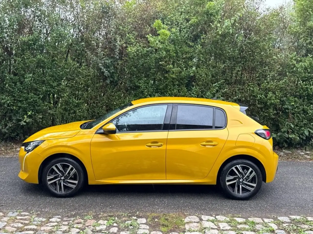 Peugeot 208 208 — photo 5