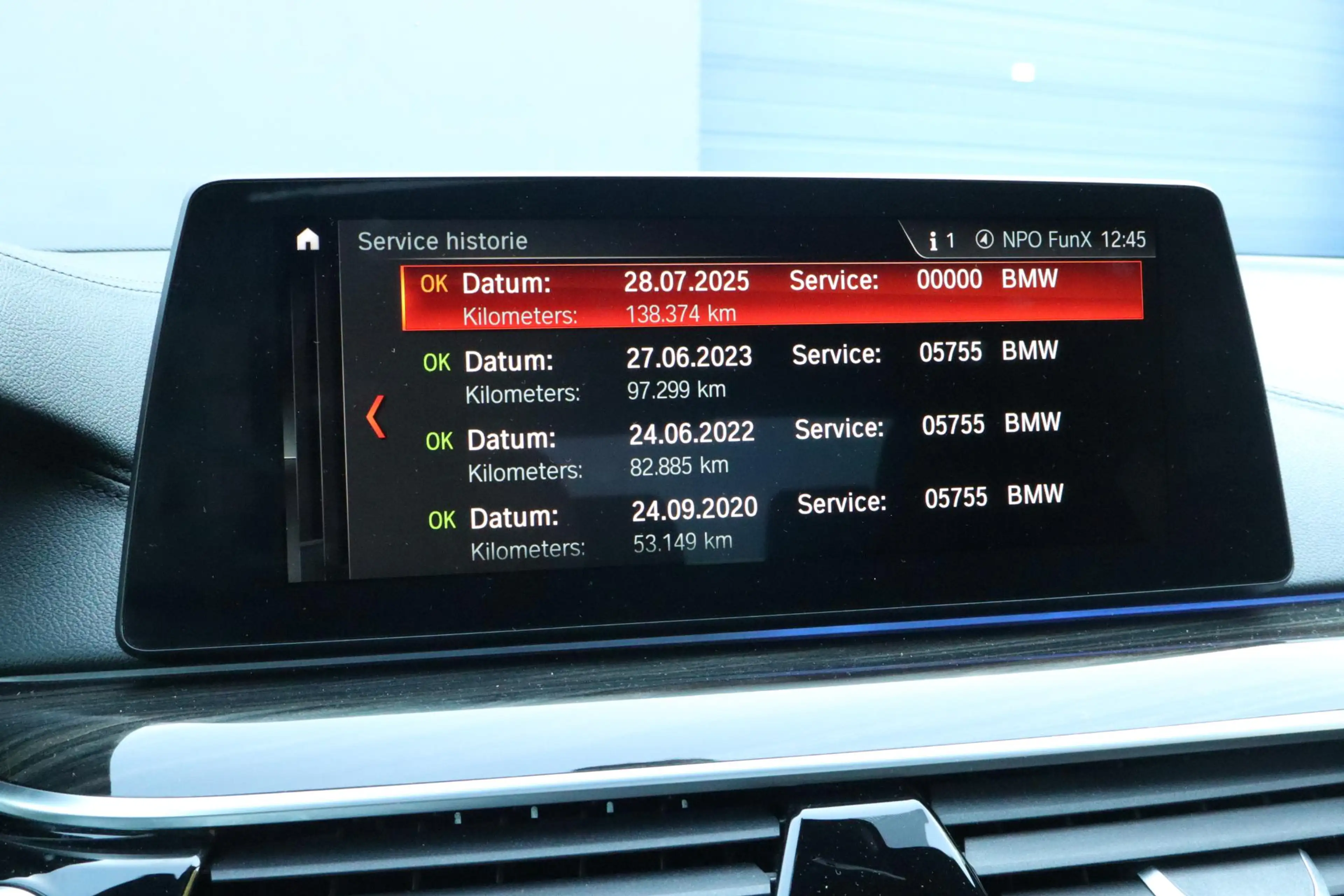 BMW 540 5-serie 540i xDrive High Executive | M-Sport | Com — photo 37