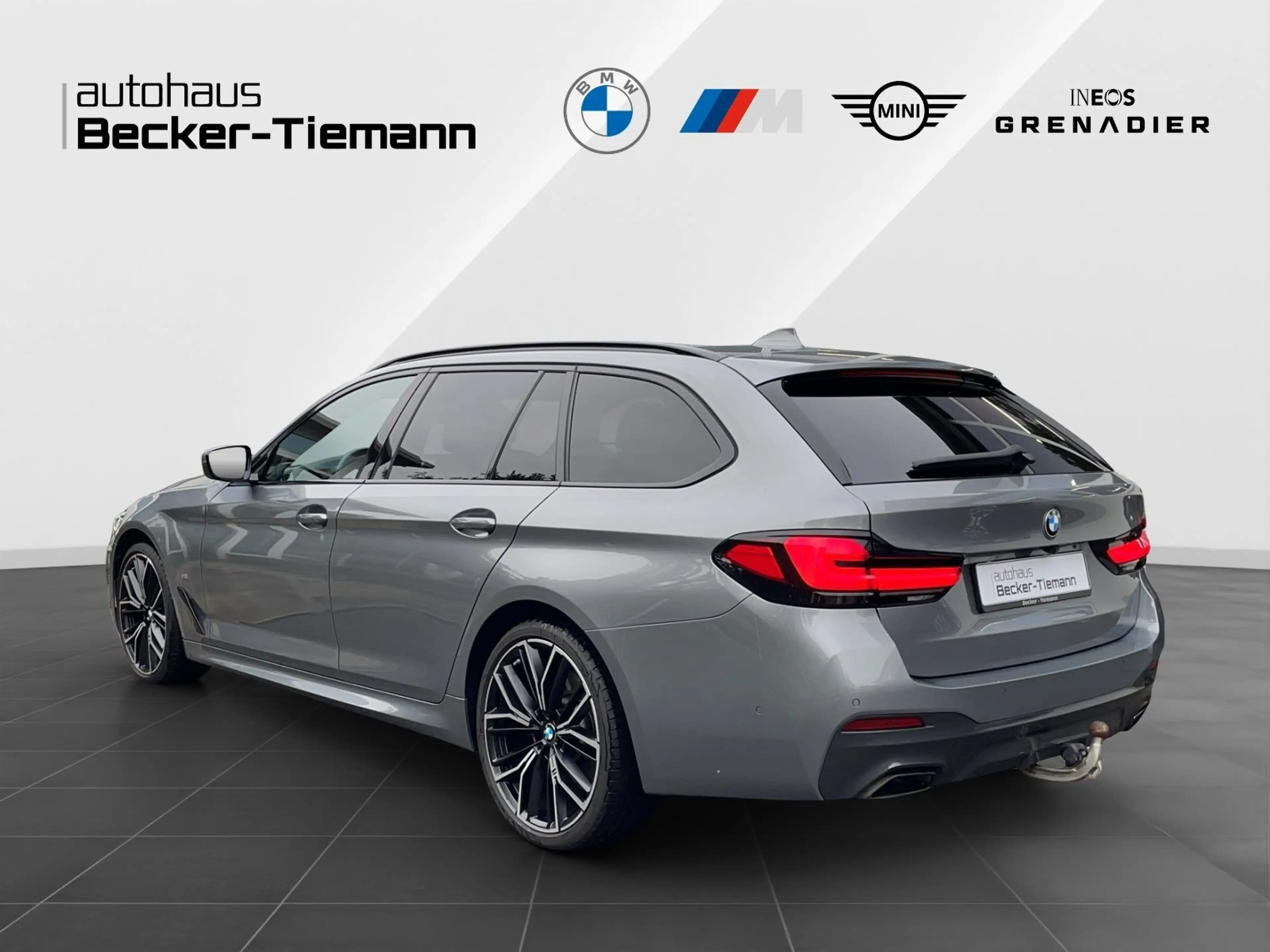 BMW 540 d xDrive Touring/ M Sport Pro/ AHK/ Standhzg./ HUD — photo 4
