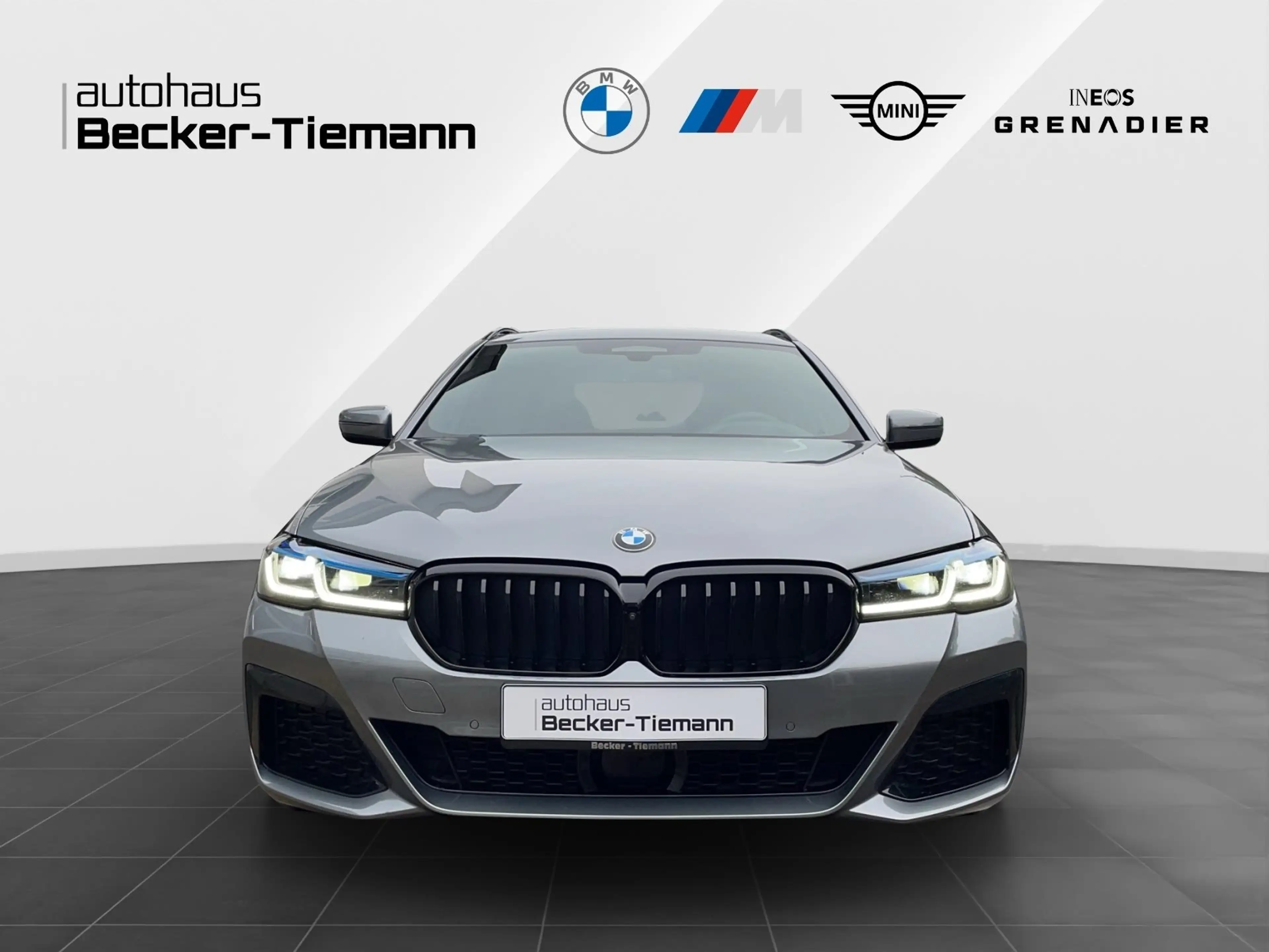 BMW 540 d xDrive Touring/ M Sport Pro/ AHK/ Standhzg./ HUD — photo 2