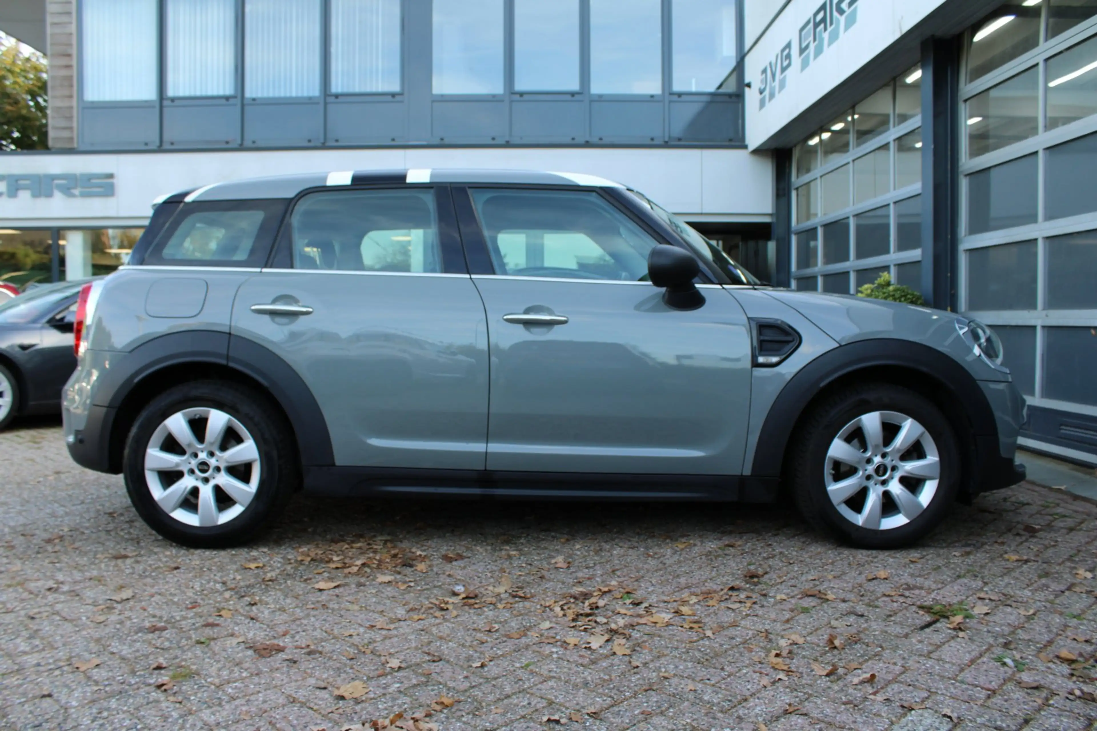MINI One Countryman 1.5 Pepper — photo 5
