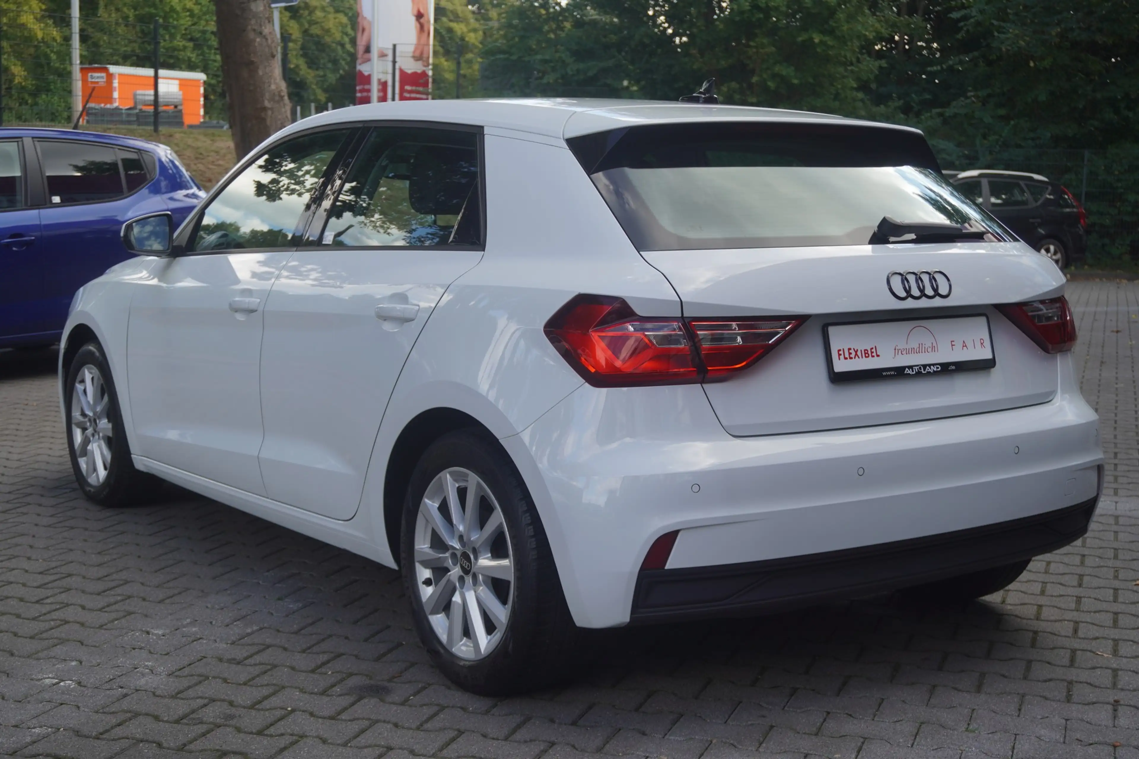 Audi A1 Sportback 30 1.0 TFSI basis DSG Klimaaut. PDC — photo 8
