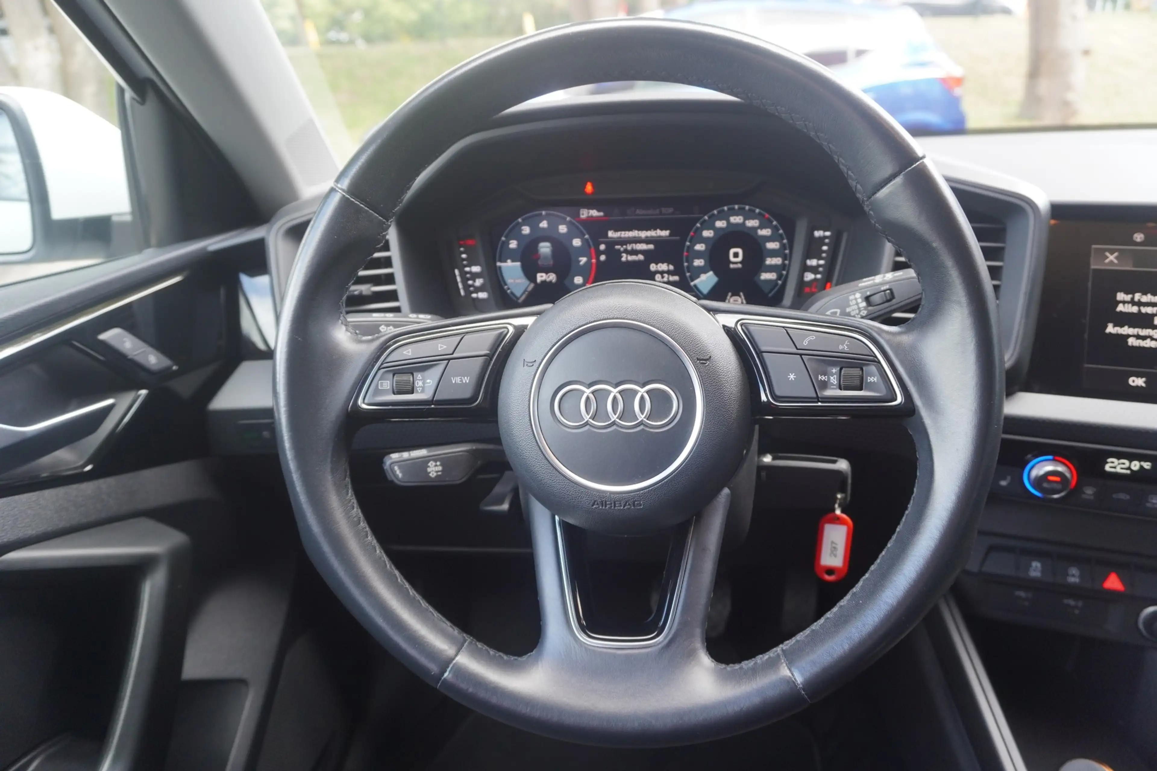 Audi A1 Sportback 30 1.0 TFSI basis DSG Klimaaut. PDC — photo 13