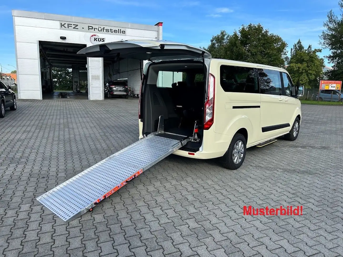 Ford Tourneo Custom L2 320 9-SITZER 1.HAND DAB+ TAXI Weiß - 1
