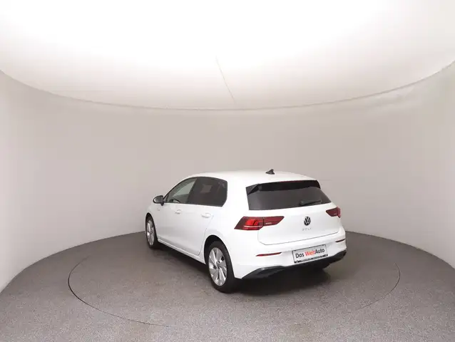 Volkswagen Golf view 5