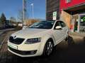 Skoda Octavia Lim. Elegance Panorama Xenon Navi AHK Blanc - thumbnail 2