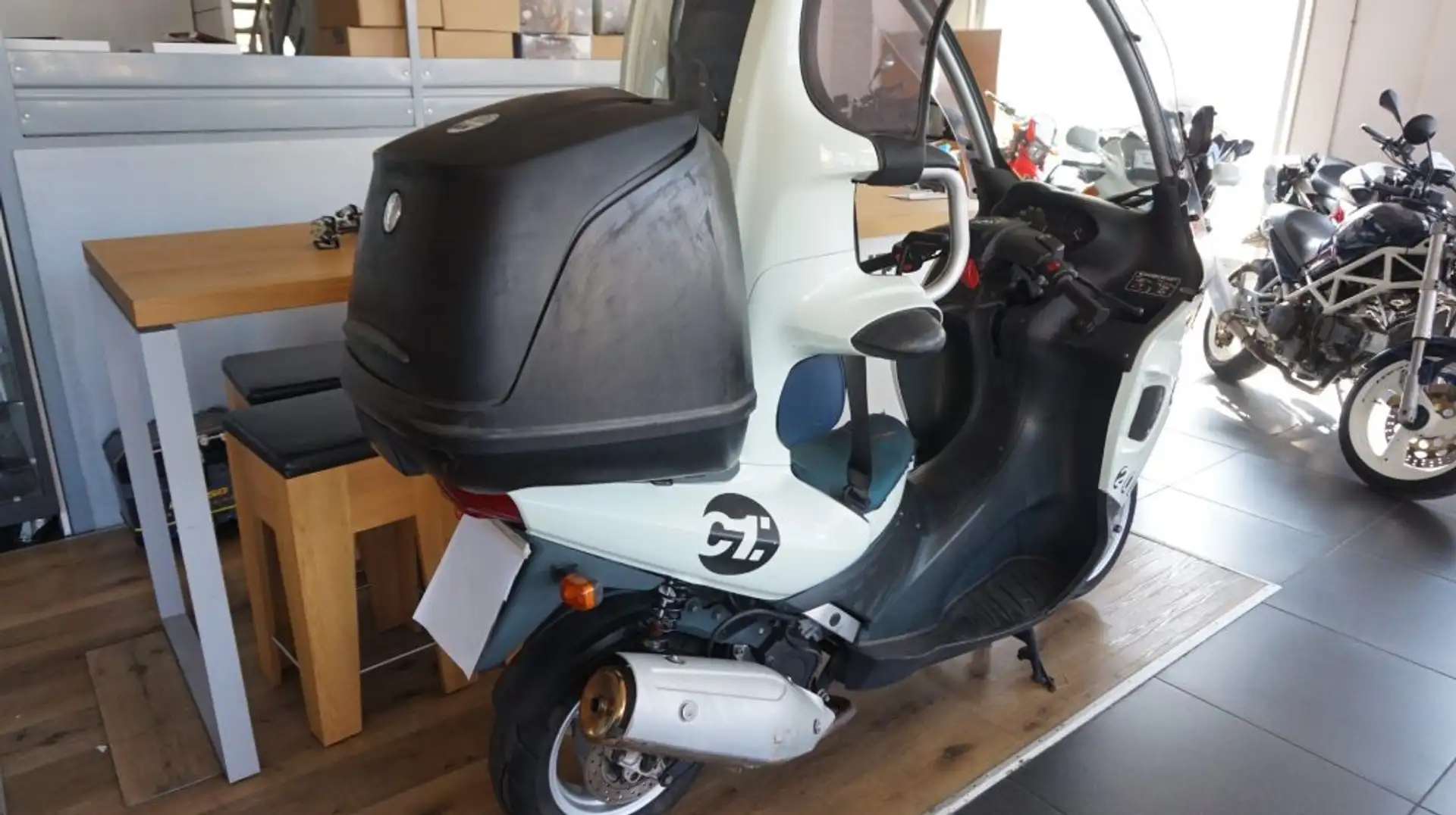 BMW C1 200 . Beige - 2