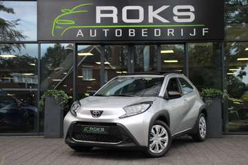 1.0 VVT-i S-CVT Play Cabrio Top Automaat
