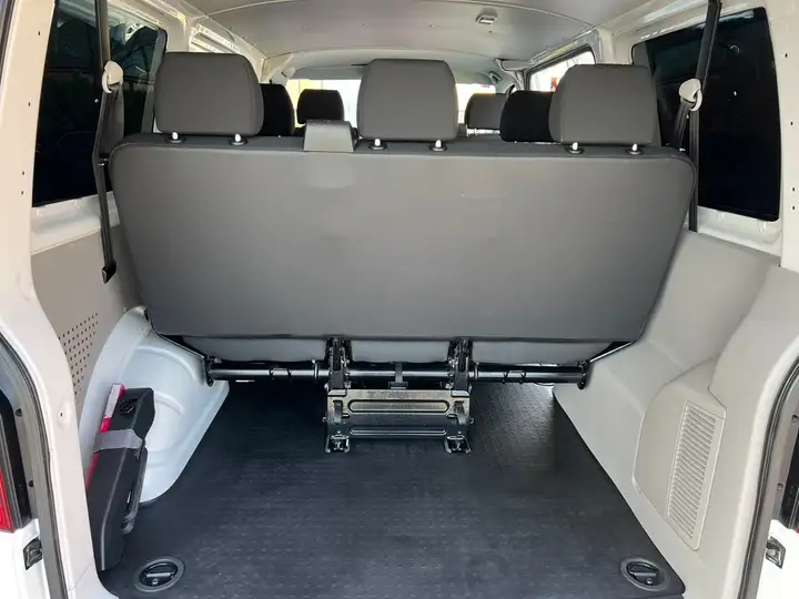 Volkswagen Transporter Kombi PRO 2.0 TDI BMT Techo Medio 2017, foto 12