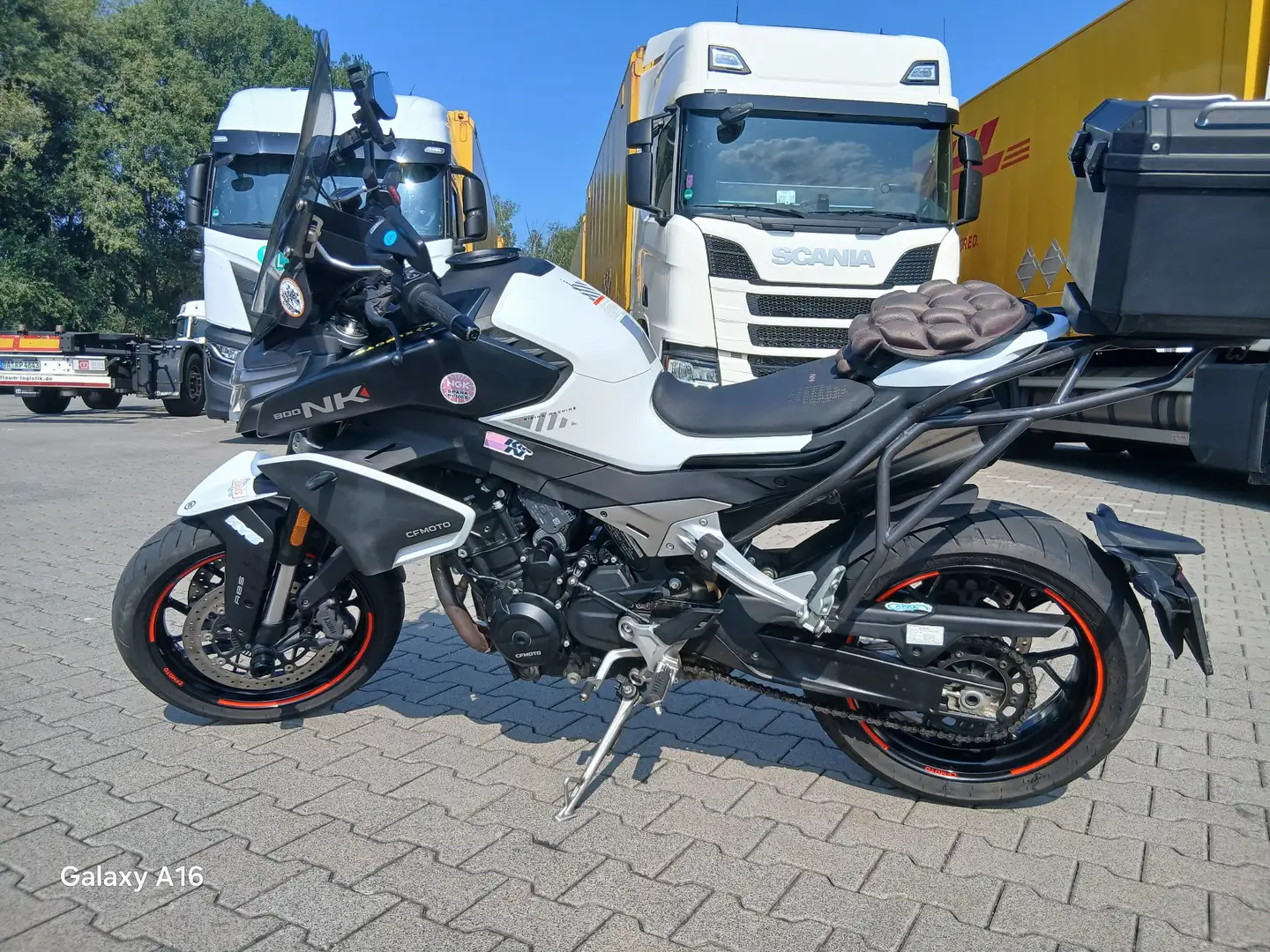 CFMOTO 800 NK Advanced Fehér - 1