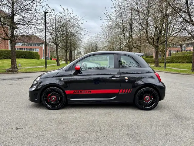 Fiat 595 Abarth 1.4 T ** 19900KM - 1st paint - Just Serviced **