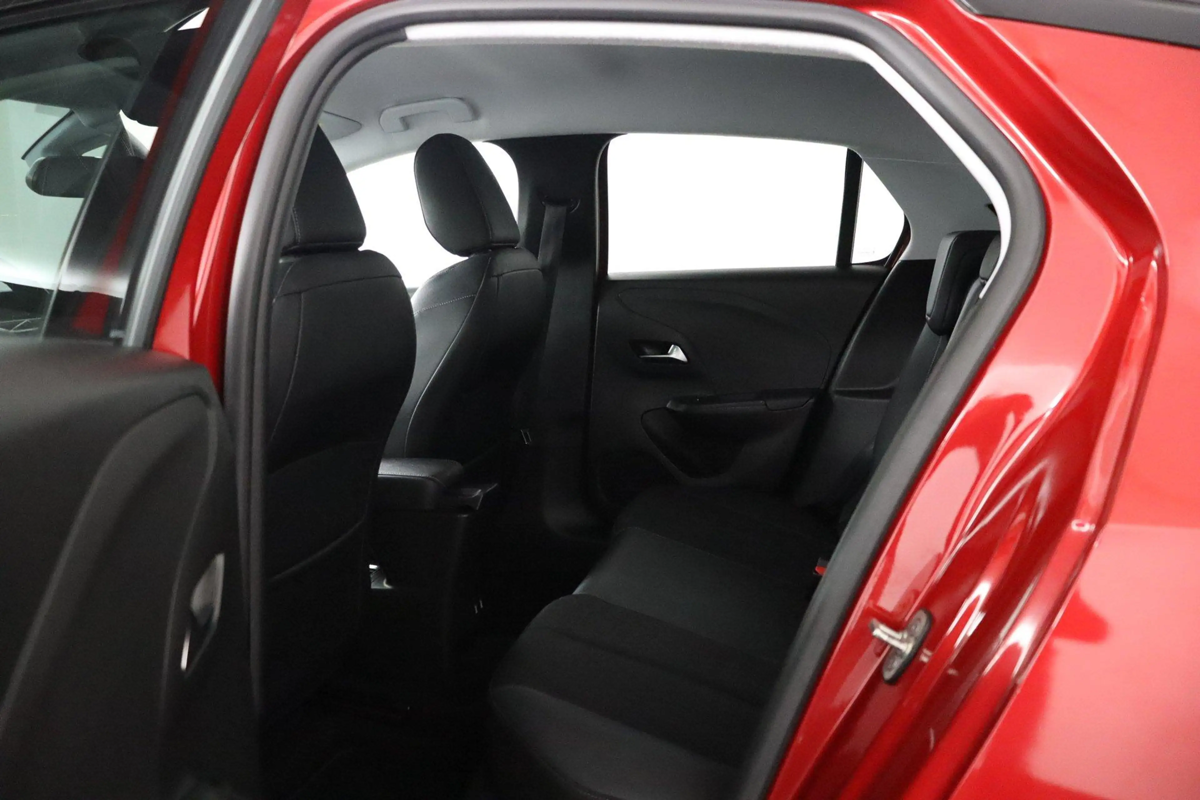 Opel Corsa-e e-Launch Edition 50 kWh — photo 14