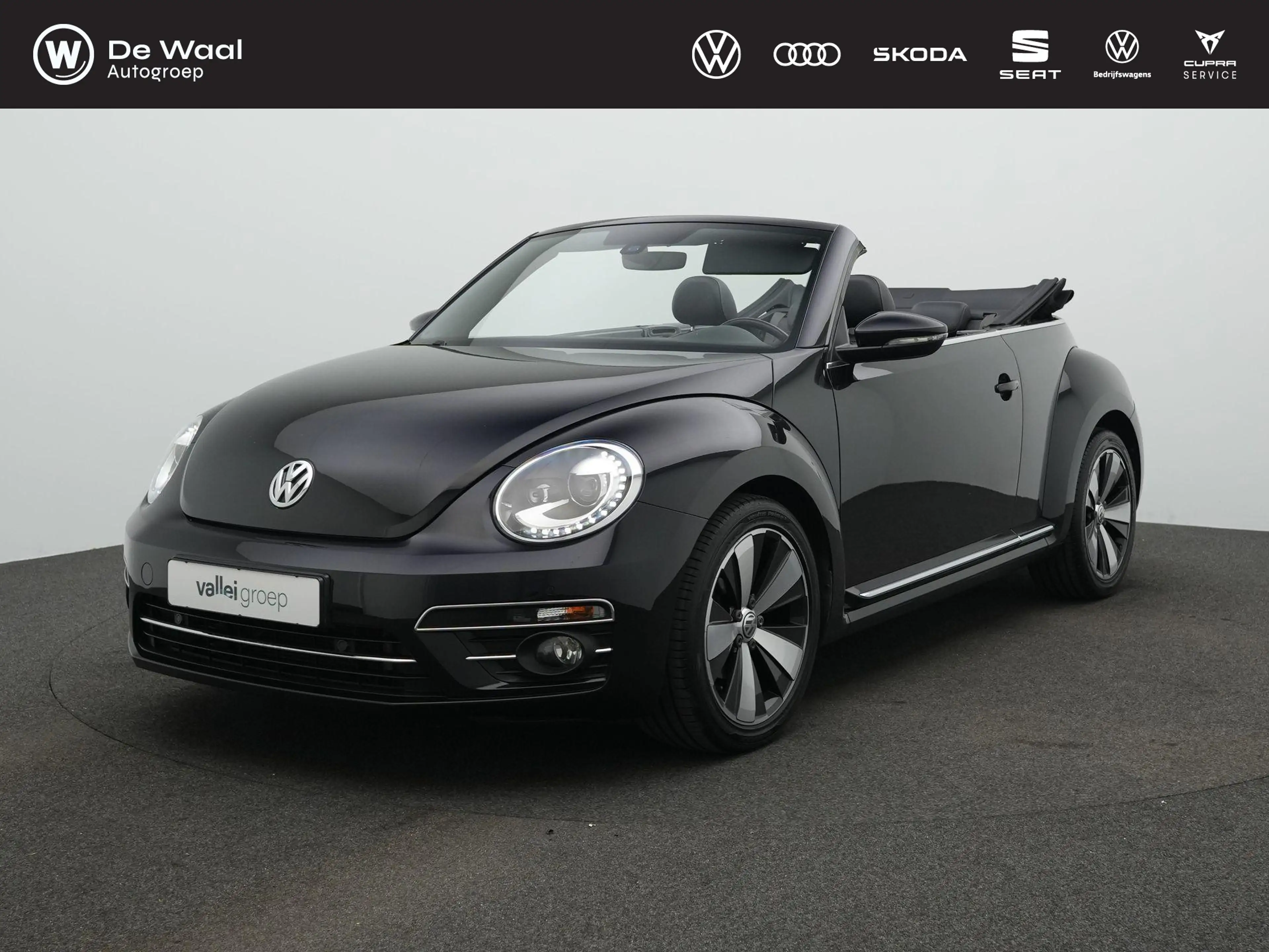 Volkswagen Beetle Cabriolet 1.4 TSI 150 pk DSG Design | Leder | Acht