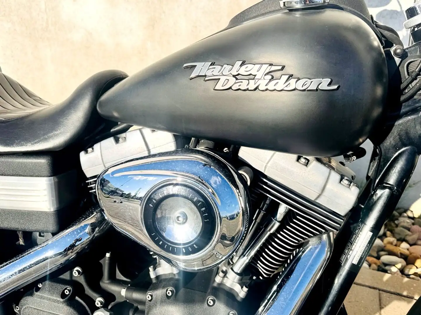 Harley-Davidson Street Bob FXDB - Vance & Hines Černá - 2