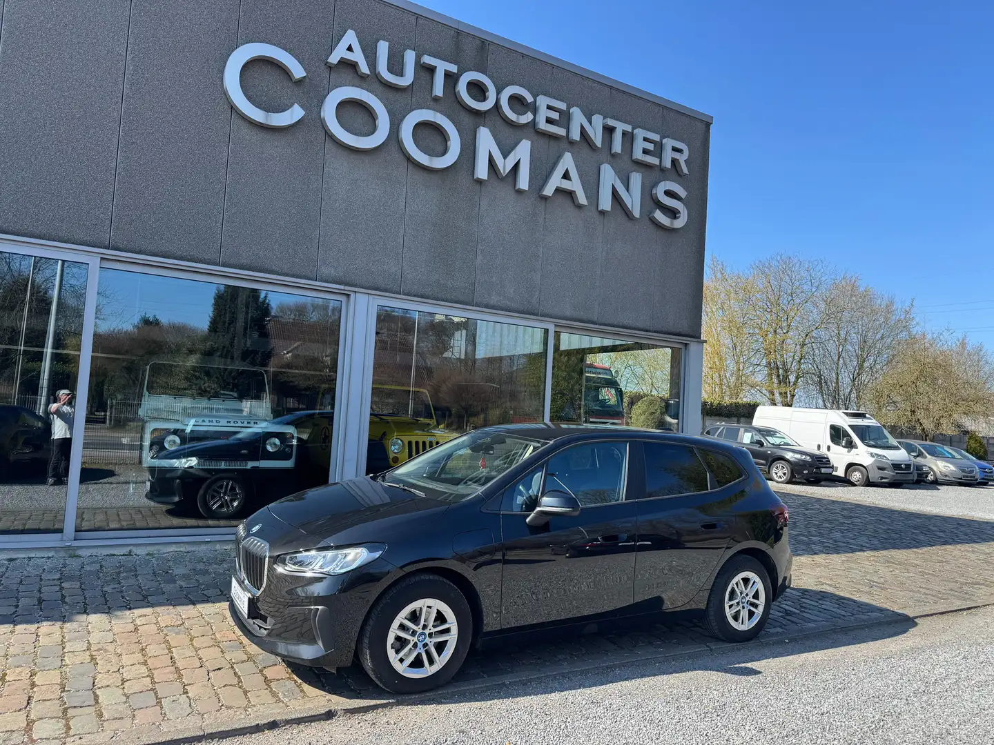 BMW 225 Active Tourer 225xeA PHEV (180 kW) 24.380 + BTW Noir - 1