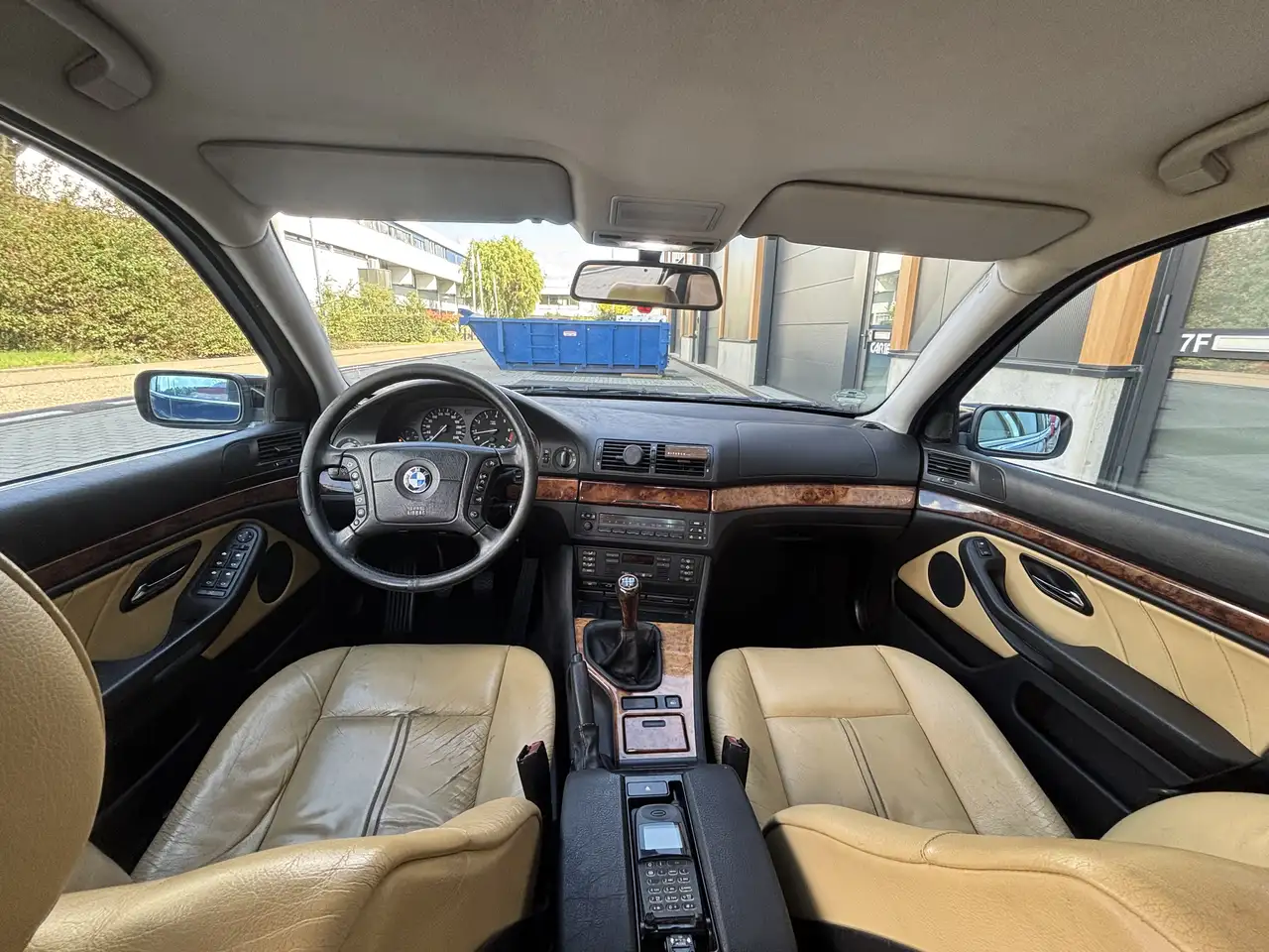 BMW 523i, foto 10