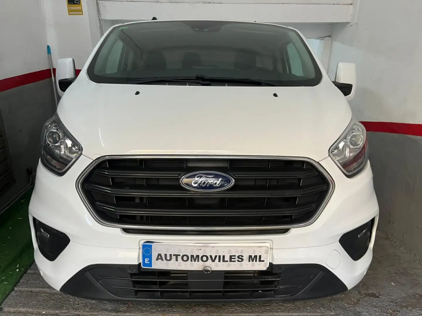 Ford Transit Custom FT 320 L2 Kombi 2.0 Ecoblue Limited 136 - 2
