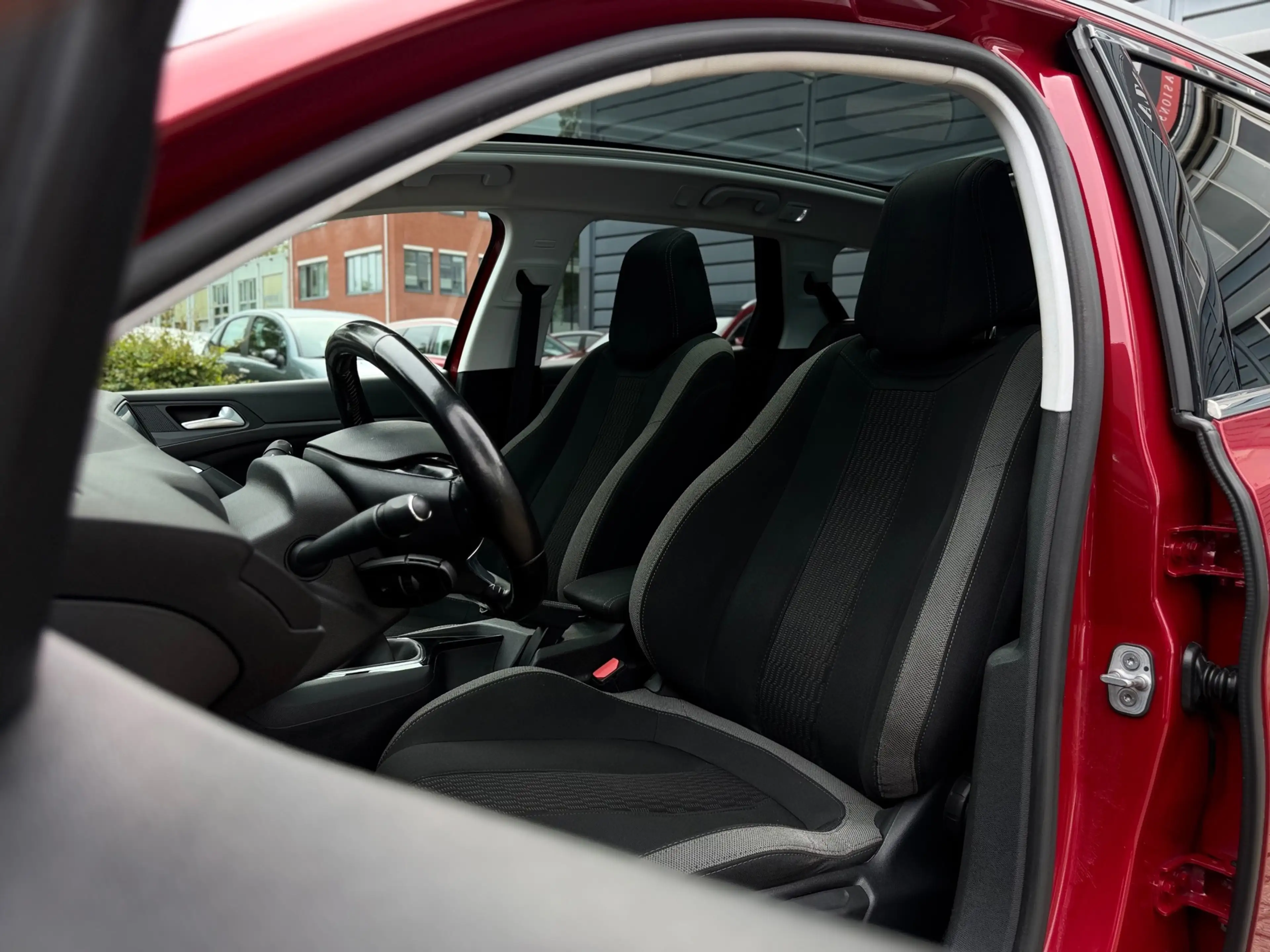 Peugeot 308 SW 1.2 PureTech Style NAVI/CAMERA/6-BAK/CRUISE | K — photo 14