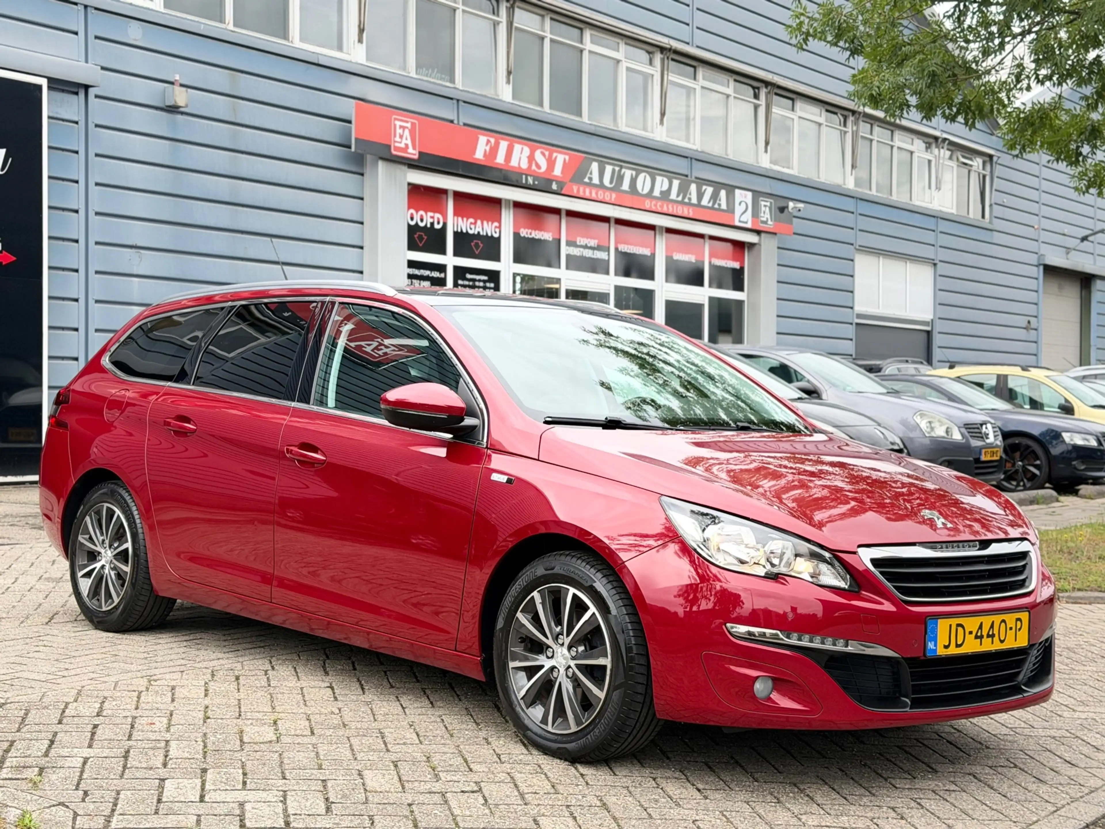 Peugeot 308 SW 1.2 PureTech Style NAVI/CAMERA/6-BAK/CRUISE | K — photo 4
