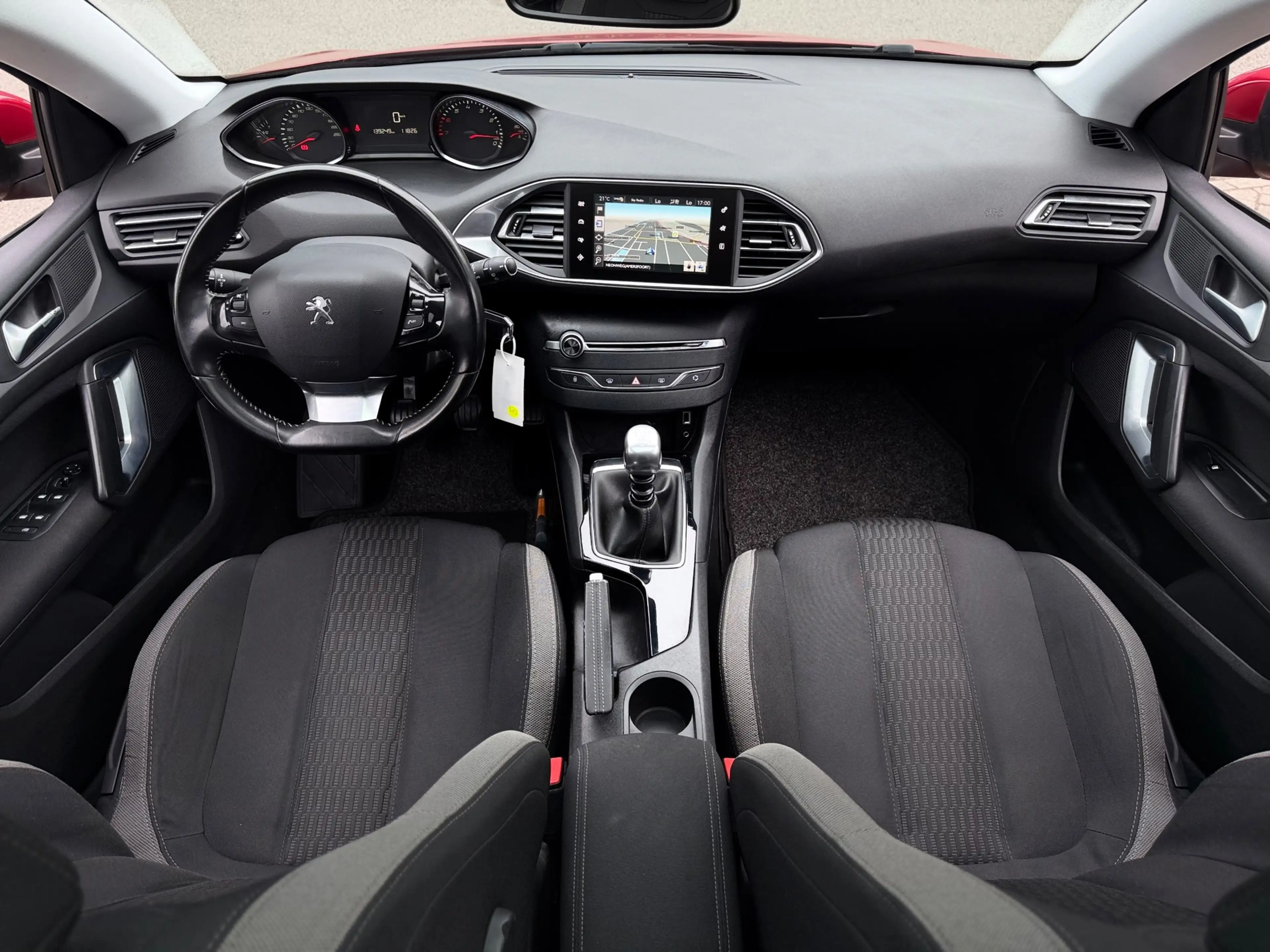 Peugeot 308 SW 1.2 PureTech Style NAVI/CAMERA/6-BAK/CRUISE | K — photo 12