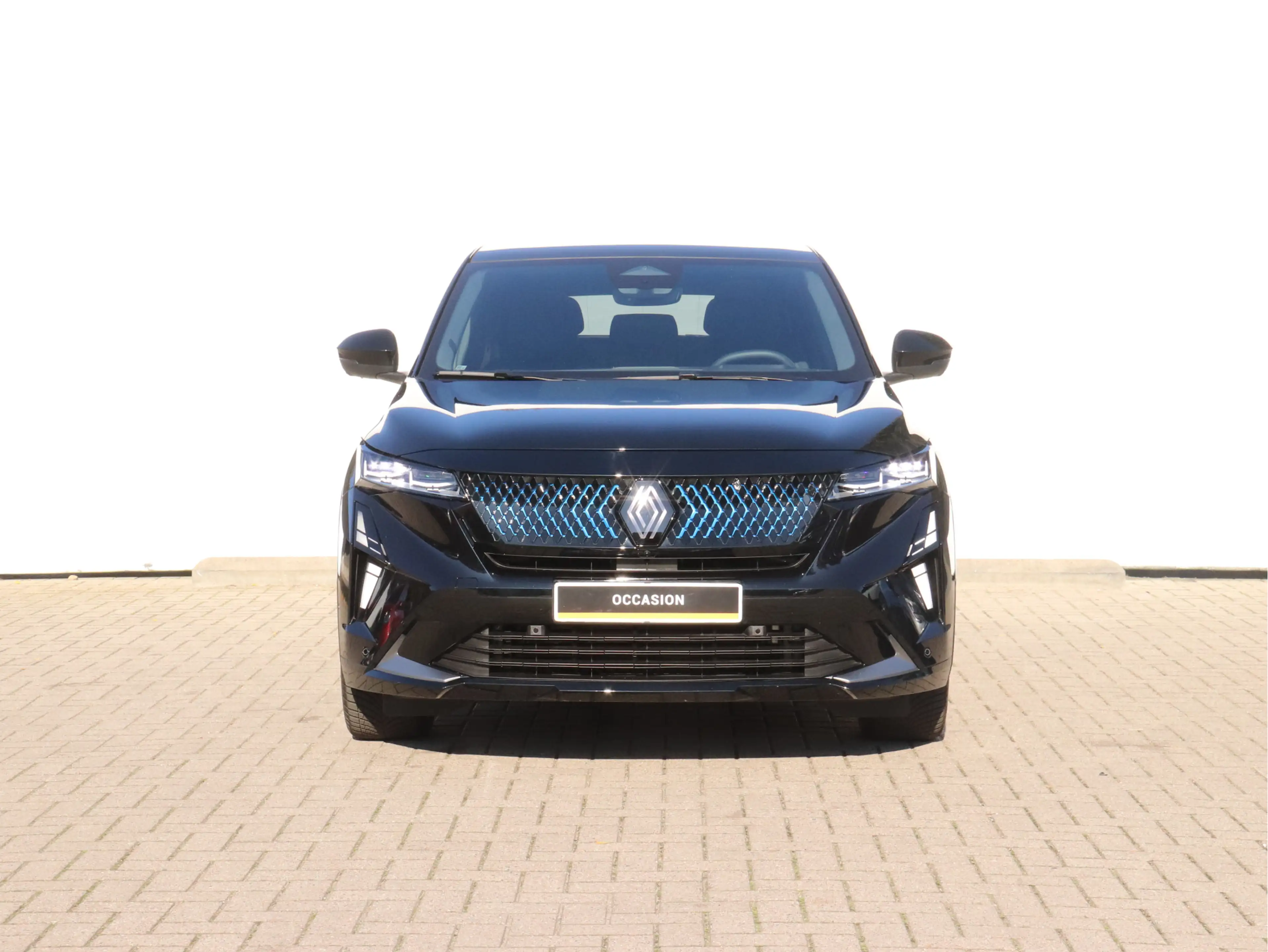 Renault Rafale 1.2 E-Tech 4x4 plug-in hybrid 300 atelier Alpine P — photo 2