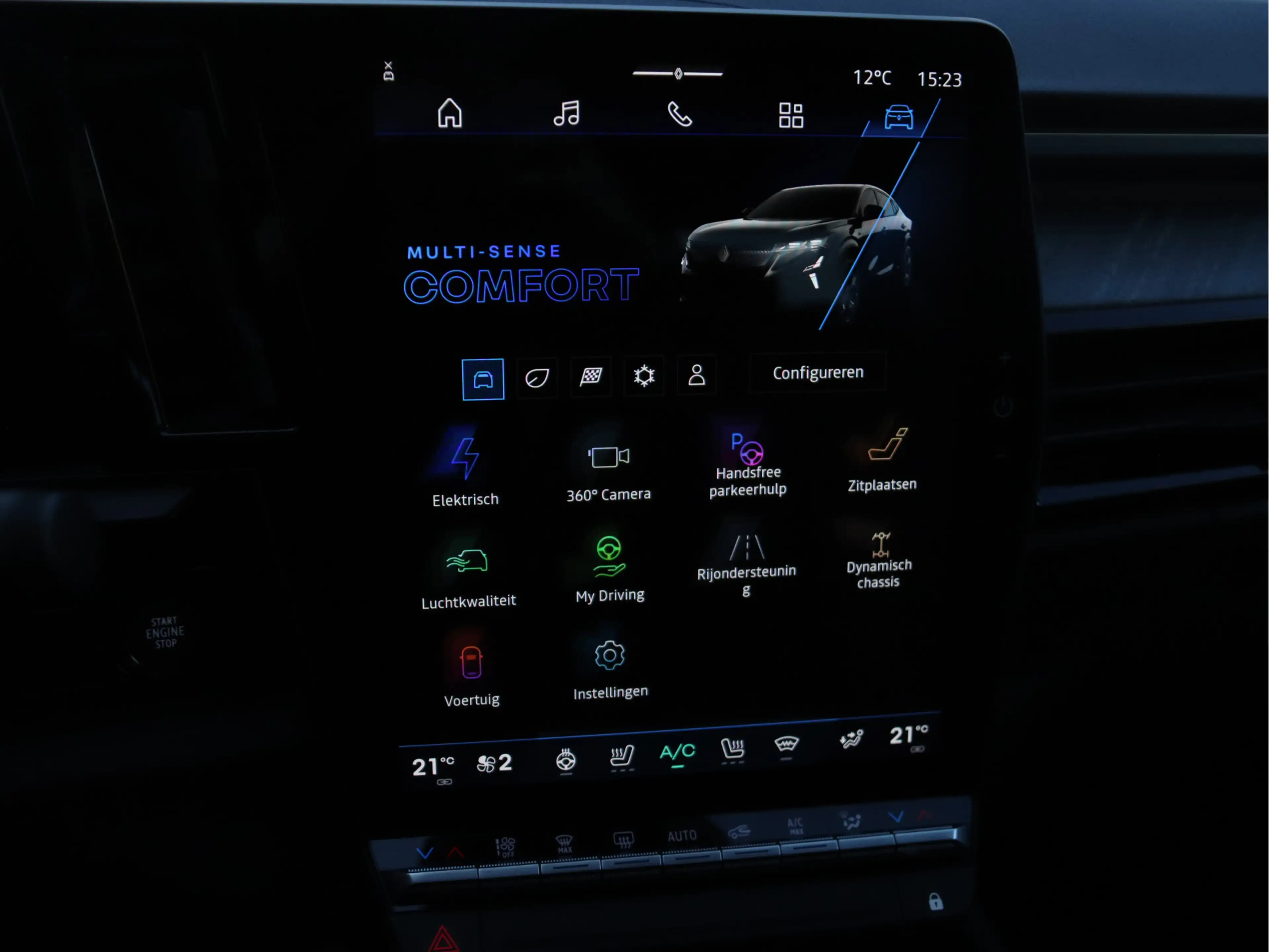 Renault Rafale 1.2 E-Tech 4x4 plug-in hybrid 300 atelier Alpine P — photo 17