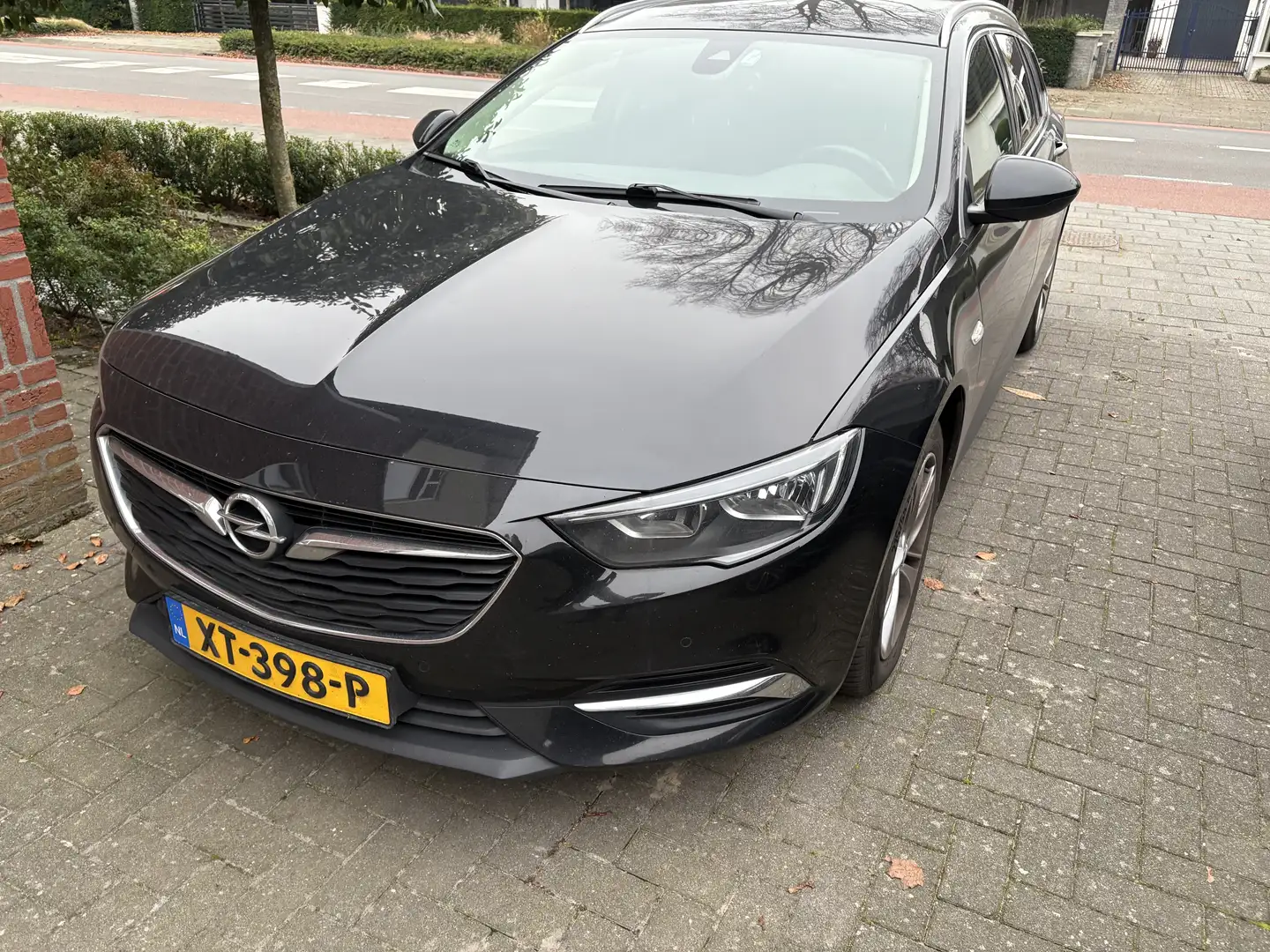 Opel Insignia 1.5 T Business Exe Zwart - 2