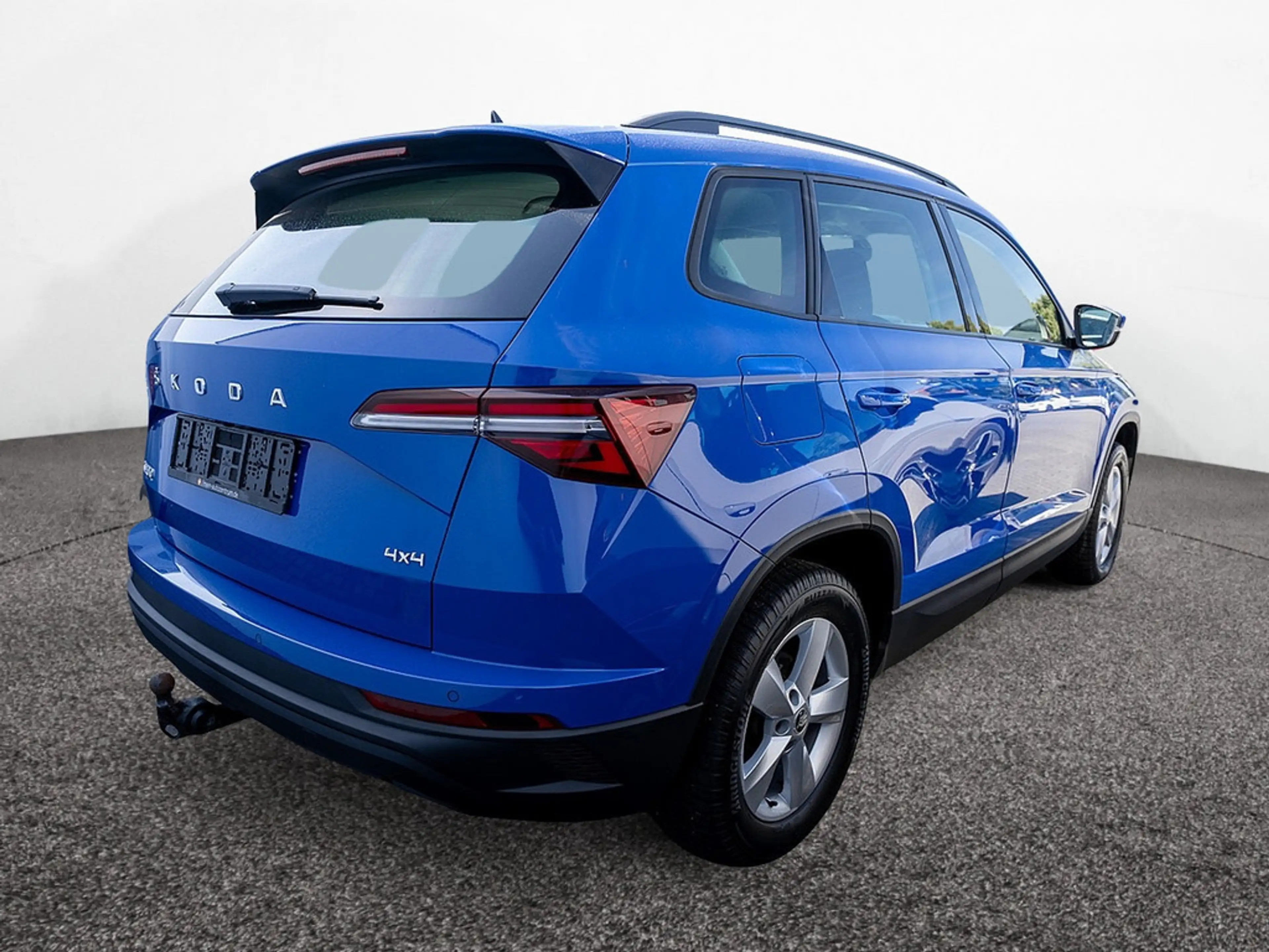 Skoda Karoq 2.0 TDI Style 4x4 AHK KAM LED SHZ PDC — photo 3