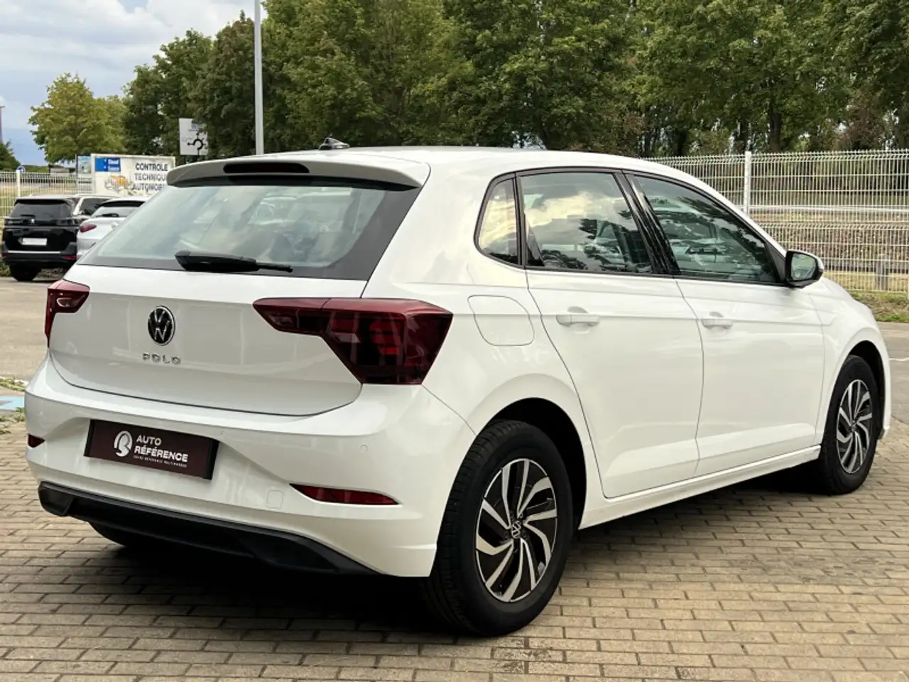 Volkswagen Polo Citadine 5 portes — photo 3