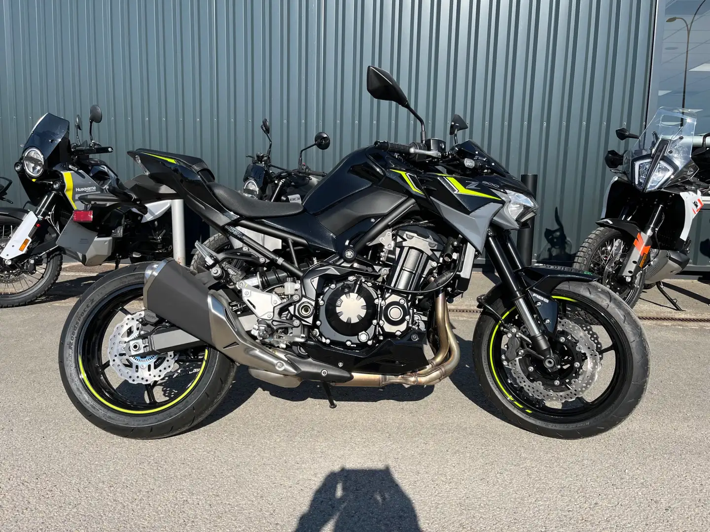 Kawasaki Z 900 Verde - 2