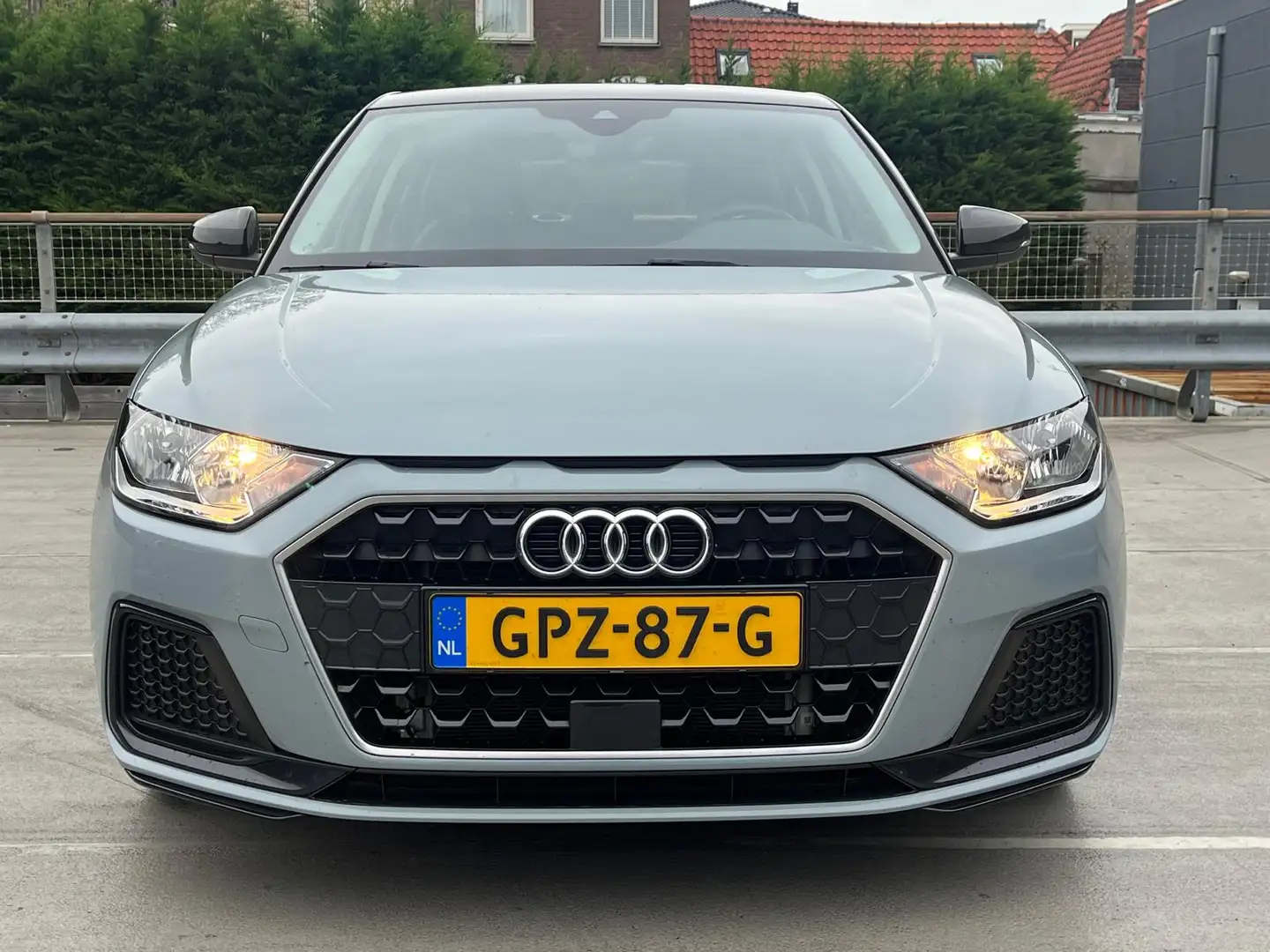 Audi A1 Sportback 25 TFSI 95 pk Advanced editio | Carplay Gris - 2