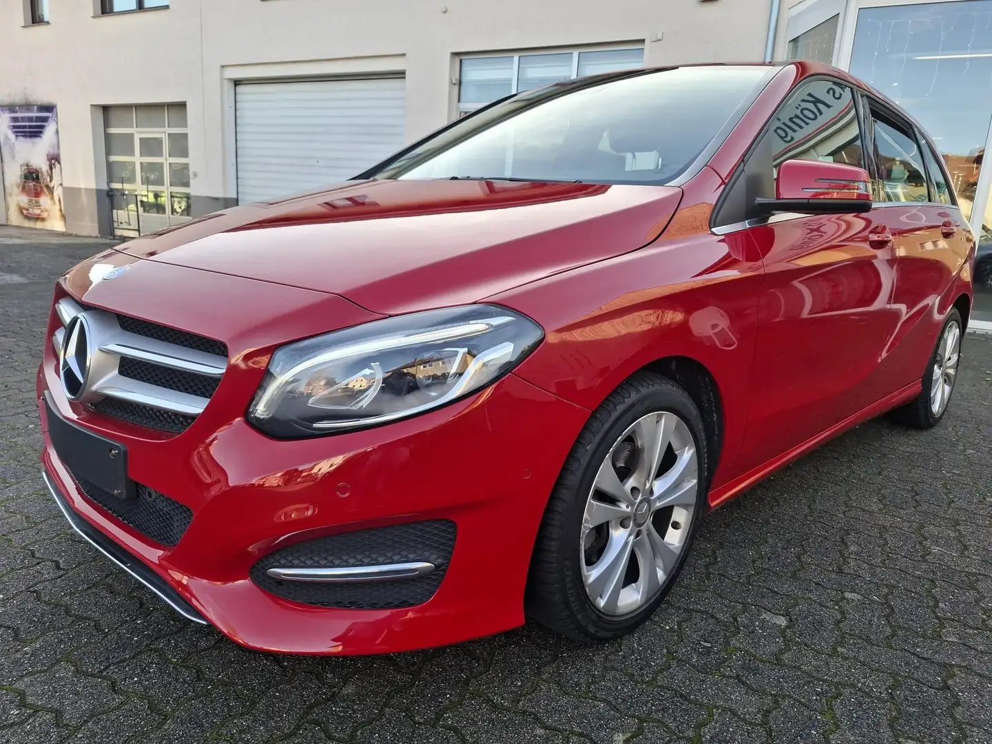 Mercedes-Benz B 200 B 200 (246.243) Rood - 1