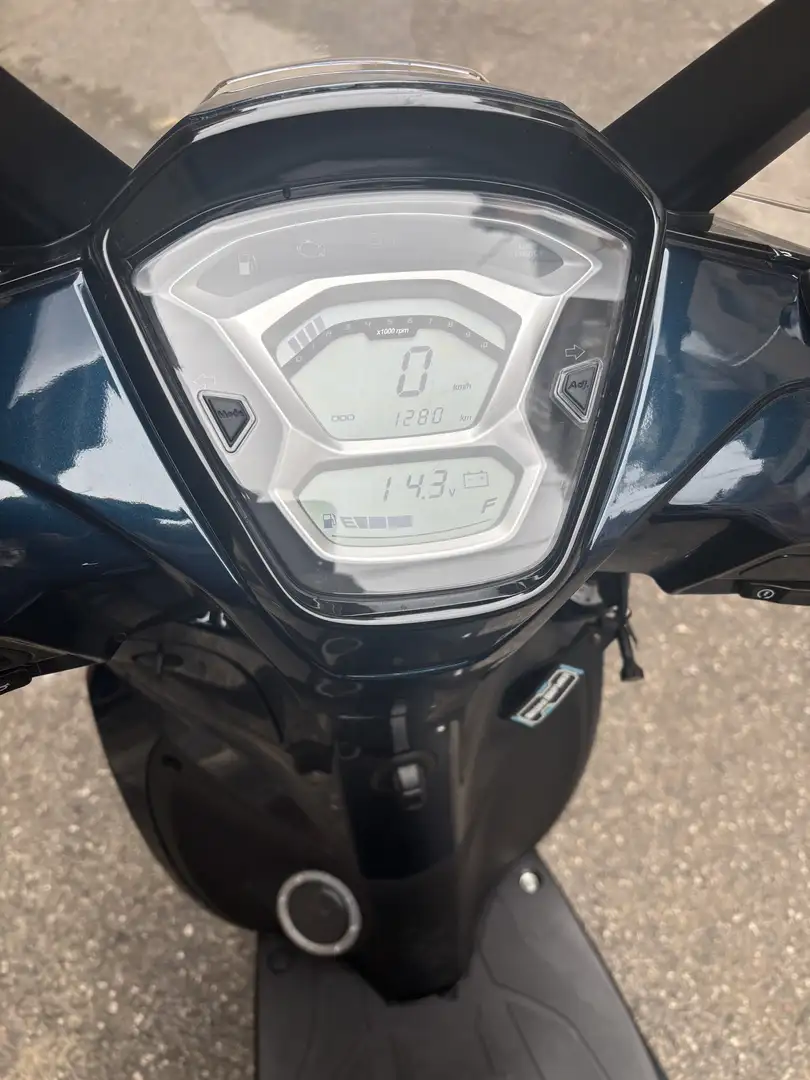 Kymco People S 125 - 1