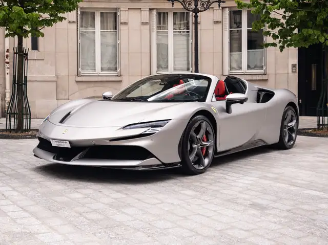 Ferrari SF90 Spider 4.0 V8 780 ch PHEV
